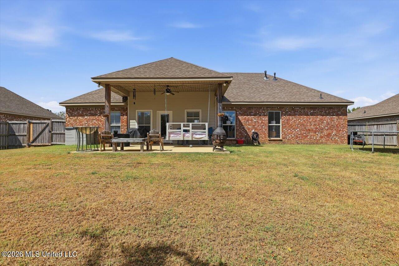 2022 E Ridge Circle Property Photo 33