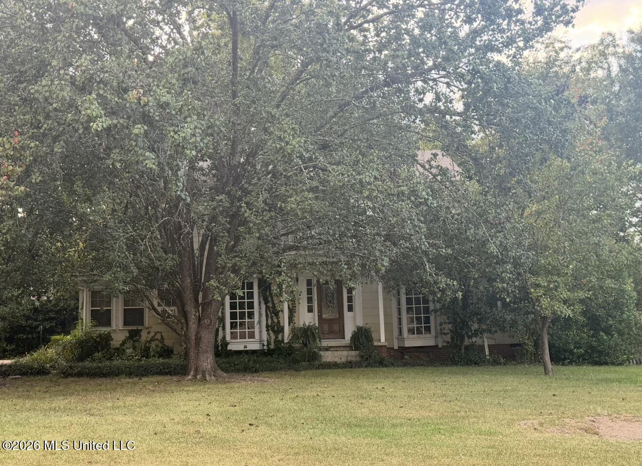 101 W Lawson Street Property Photo 1