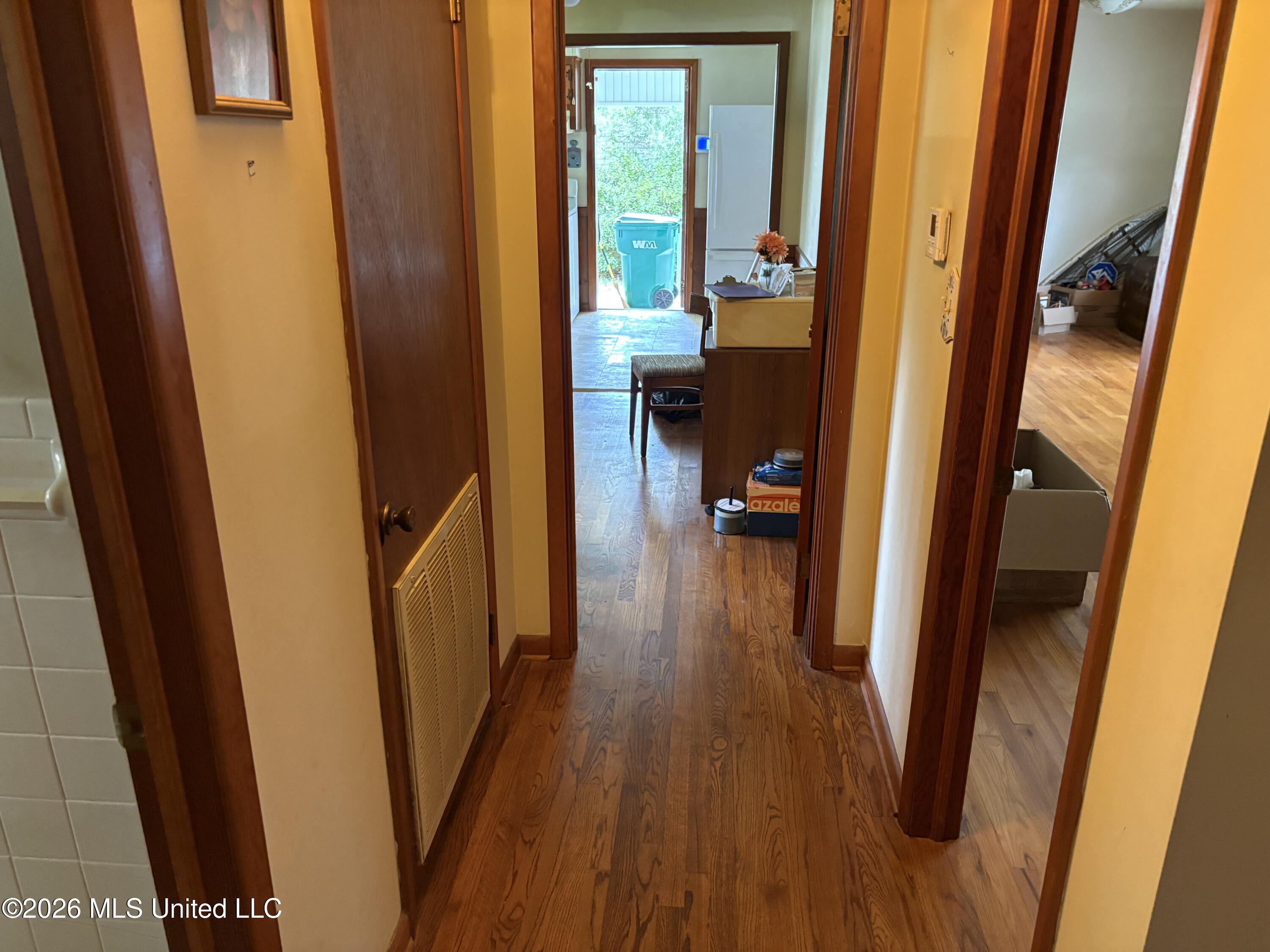 704 W Monticello Street Property Photo 21