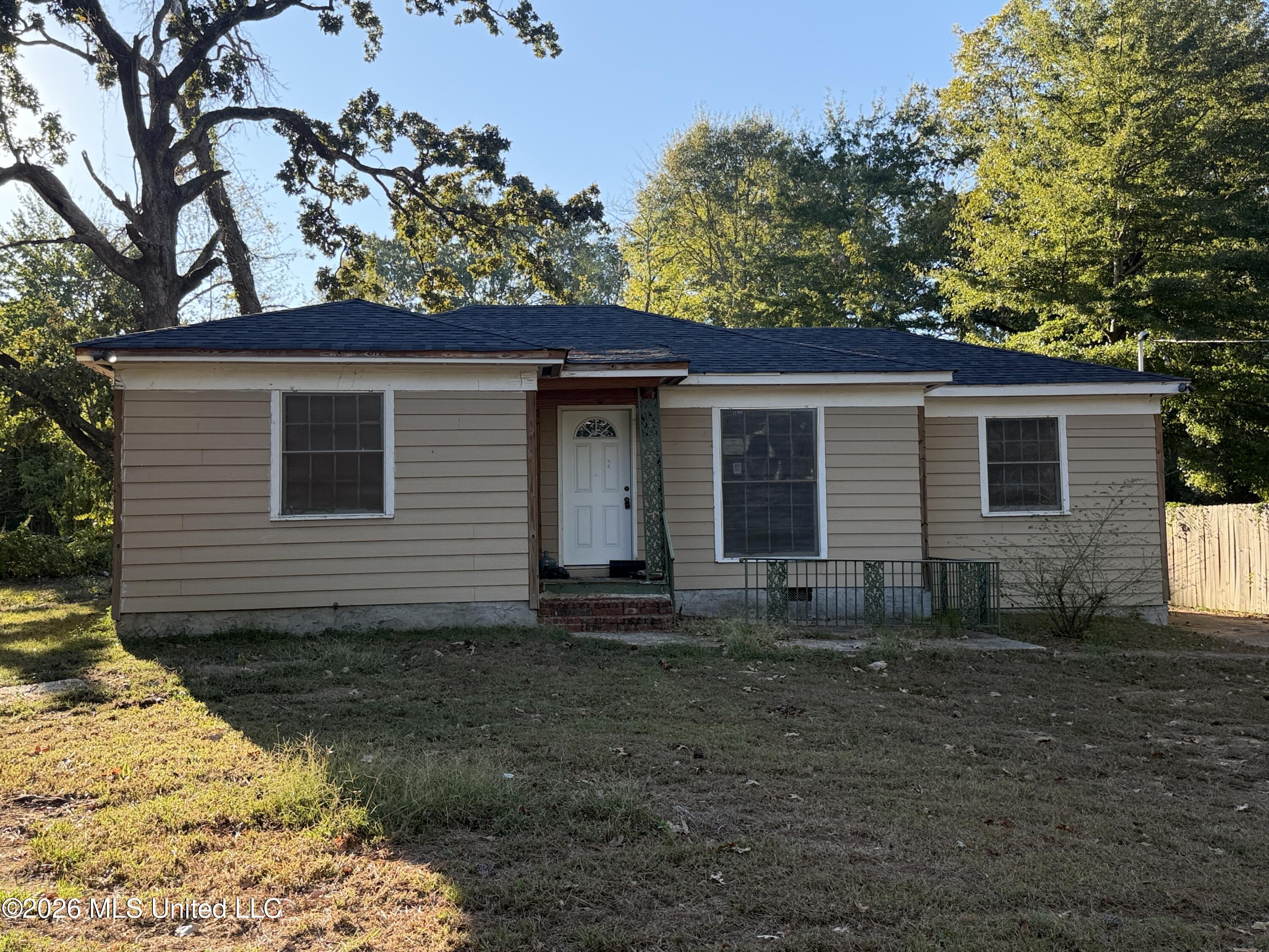 2017 Belvedere Drive Property Photo 1