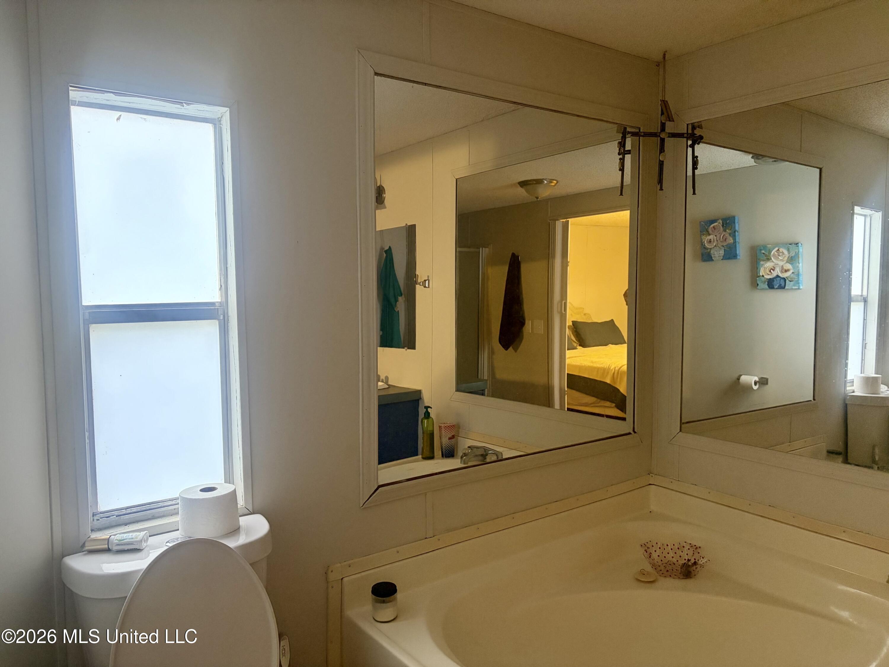 1310 Jones Loop Property Photo 27