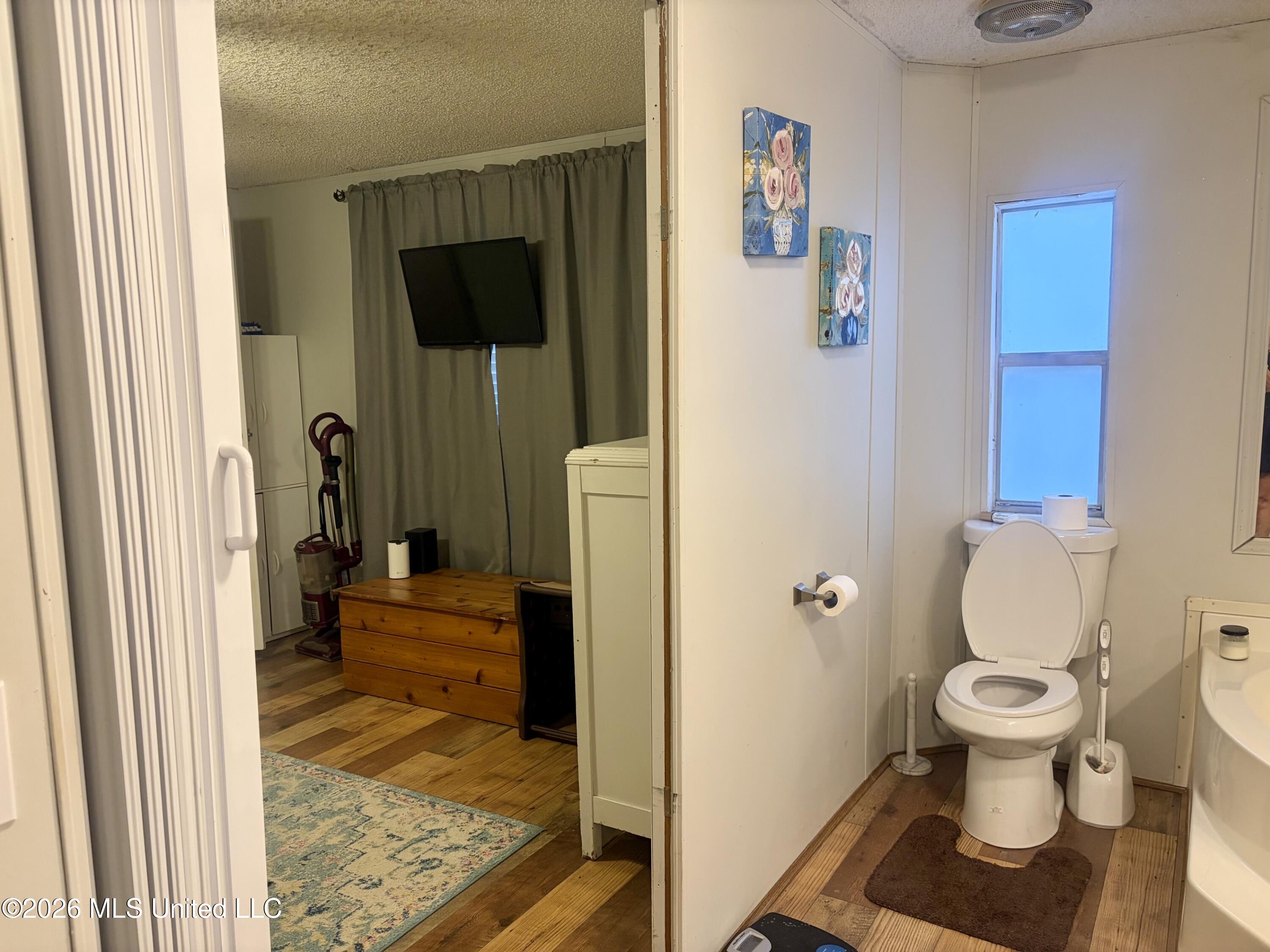 1310 Jones Loop Property Photo 31