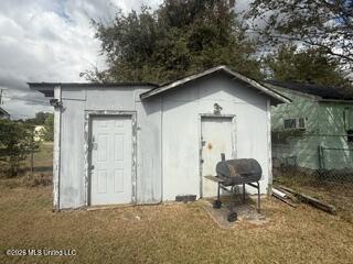 207 10th Street Property Photo 15