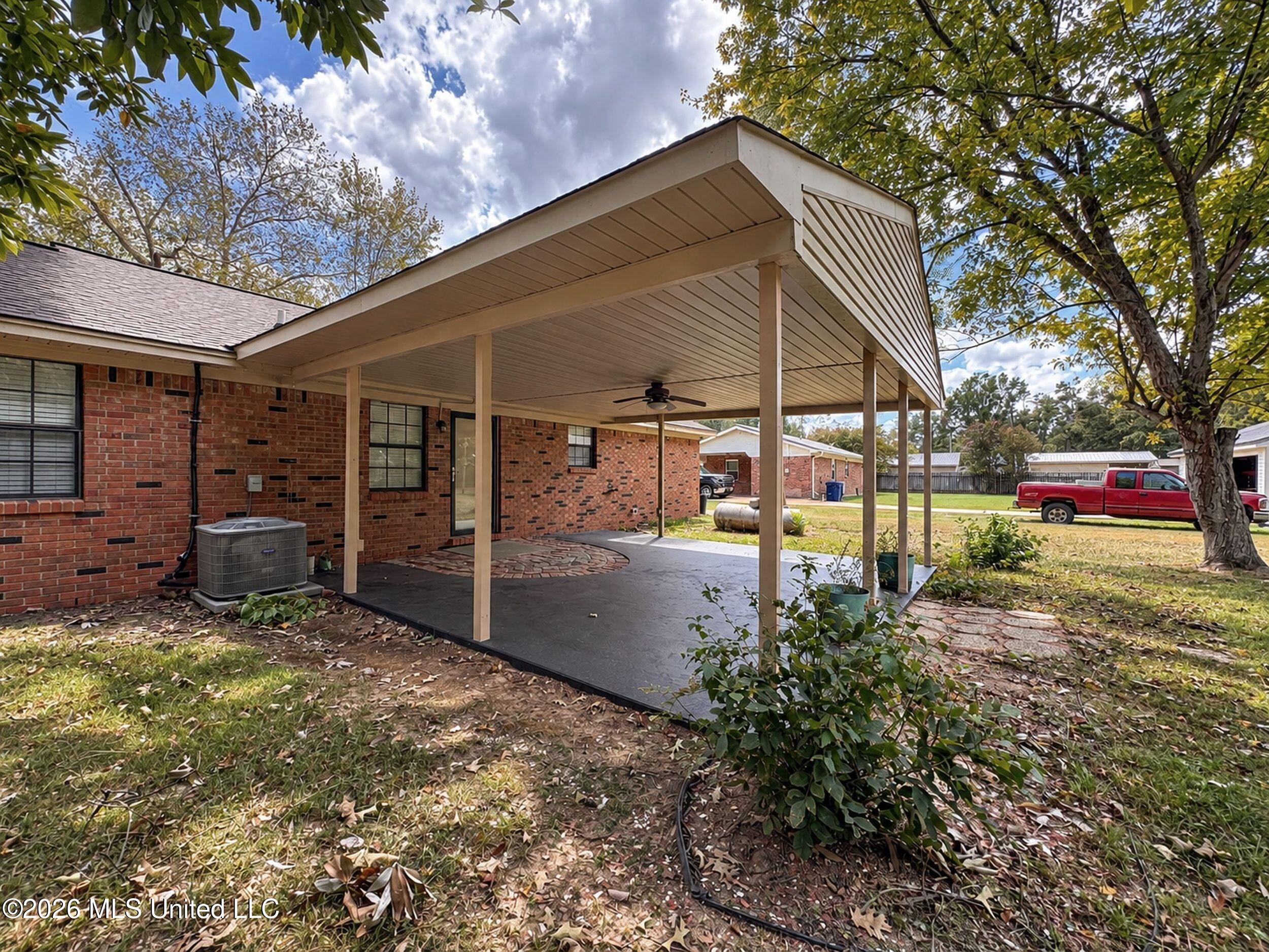 115 Marie Street Property Photo 24