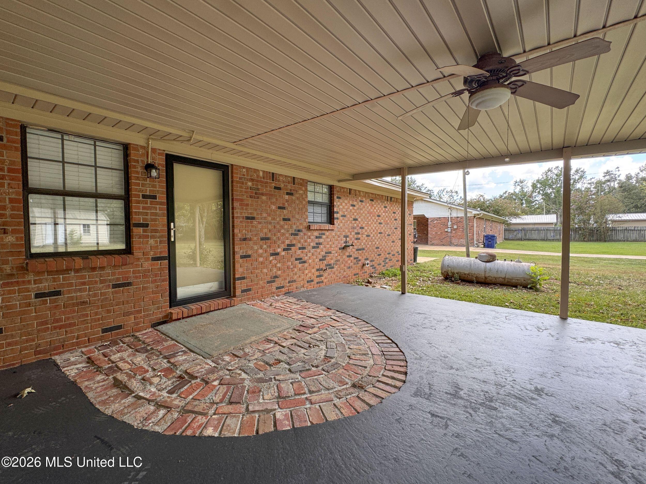 115 Marie Street Property Photo 33