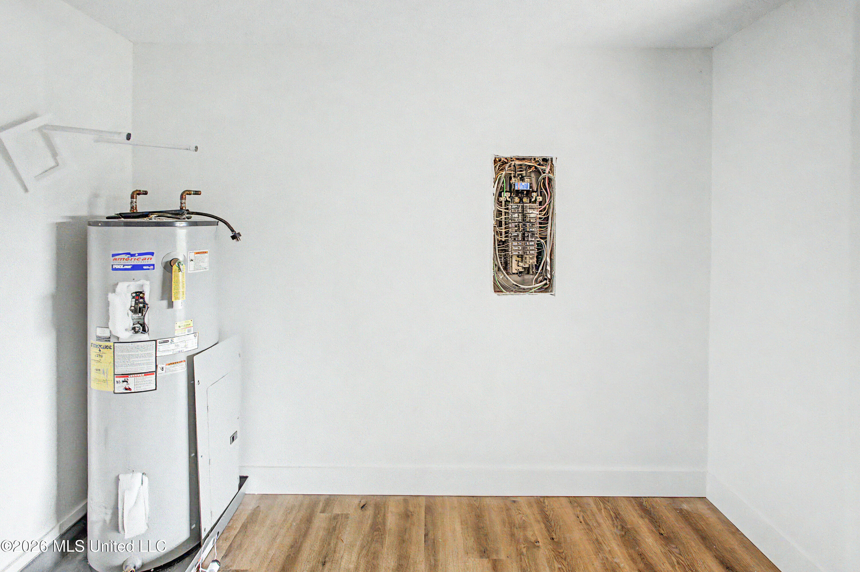 713 West Street Property Photo 18