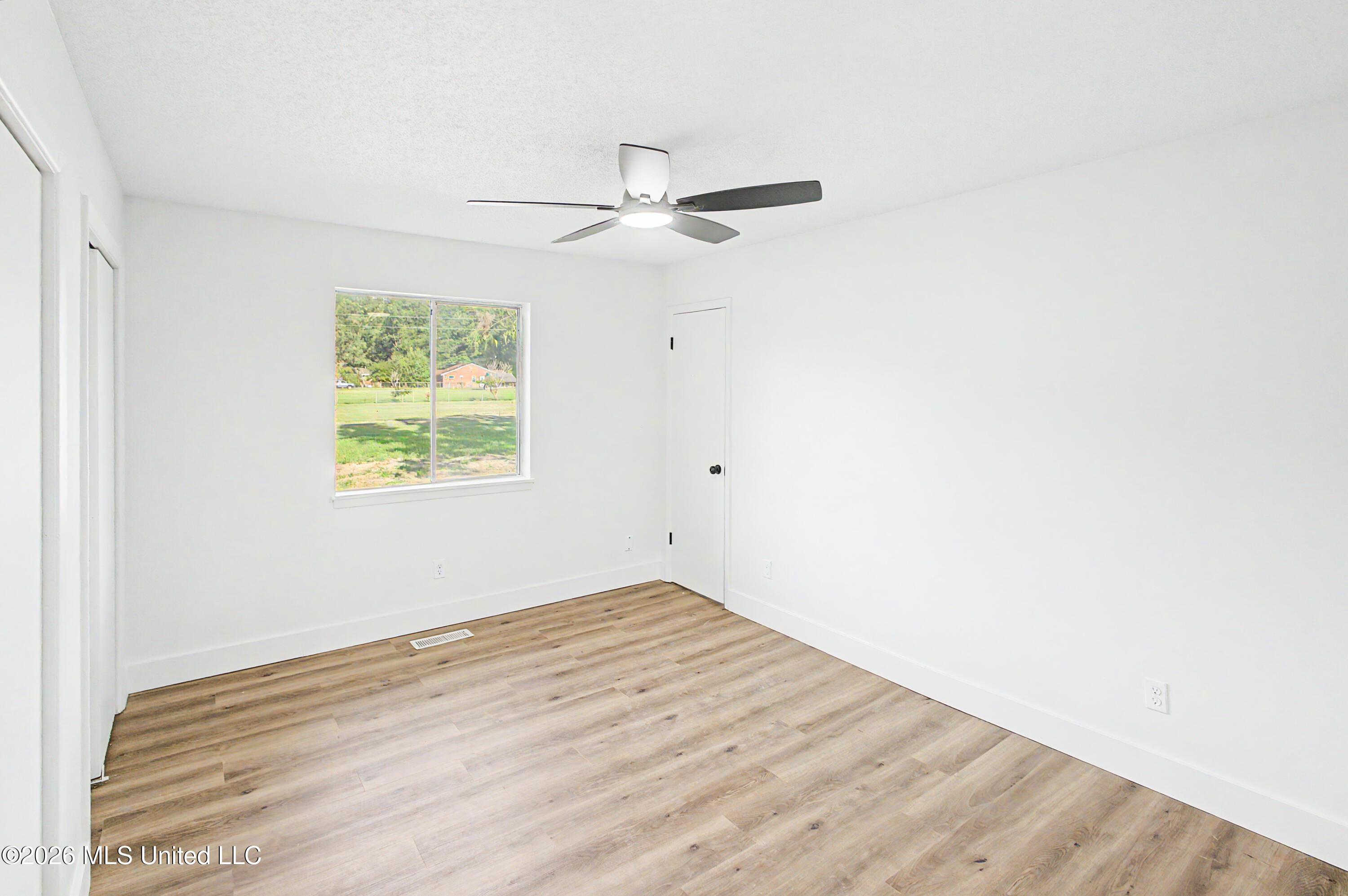 713 West Street Property Photo 23