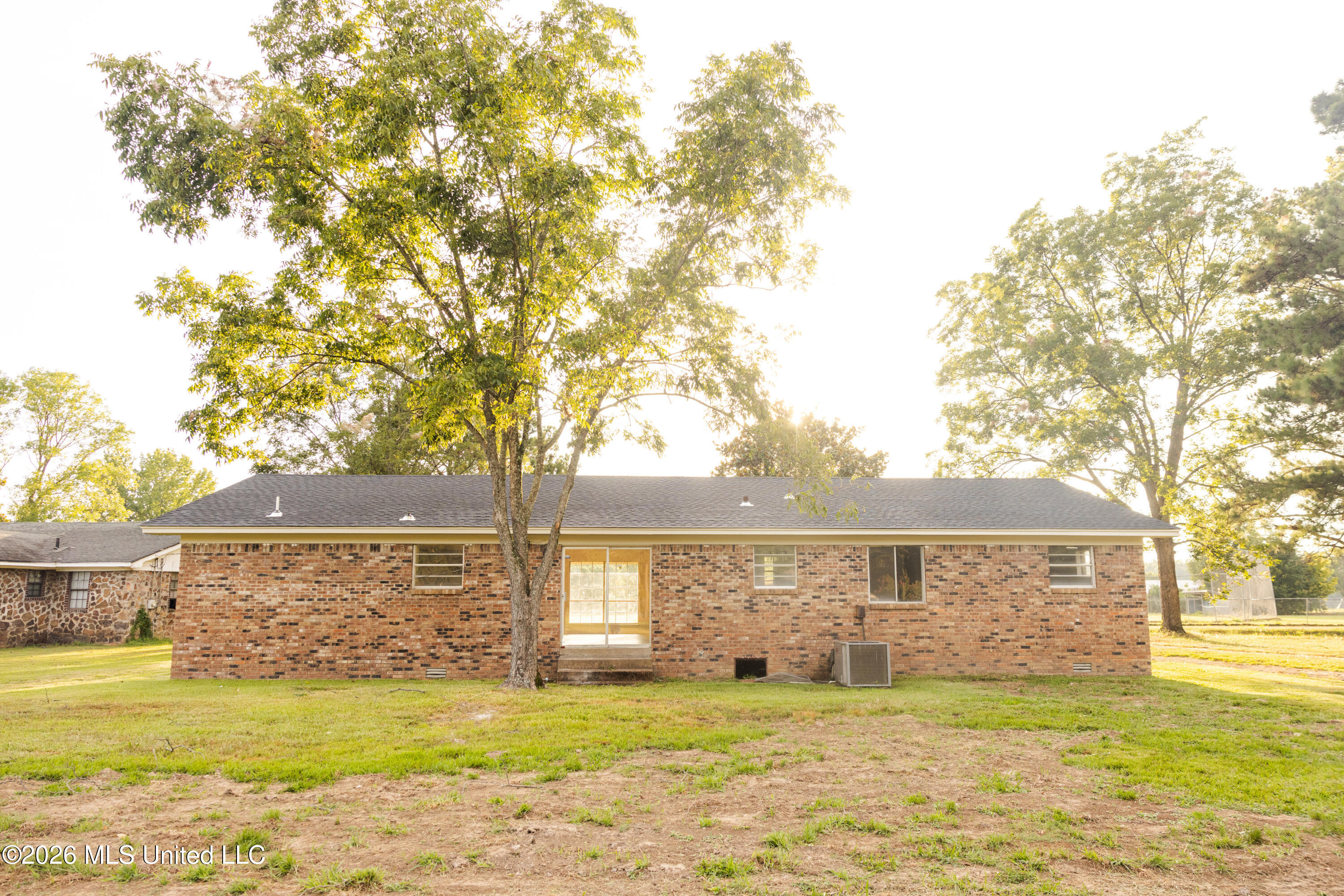 713 West Street Property Photo 29