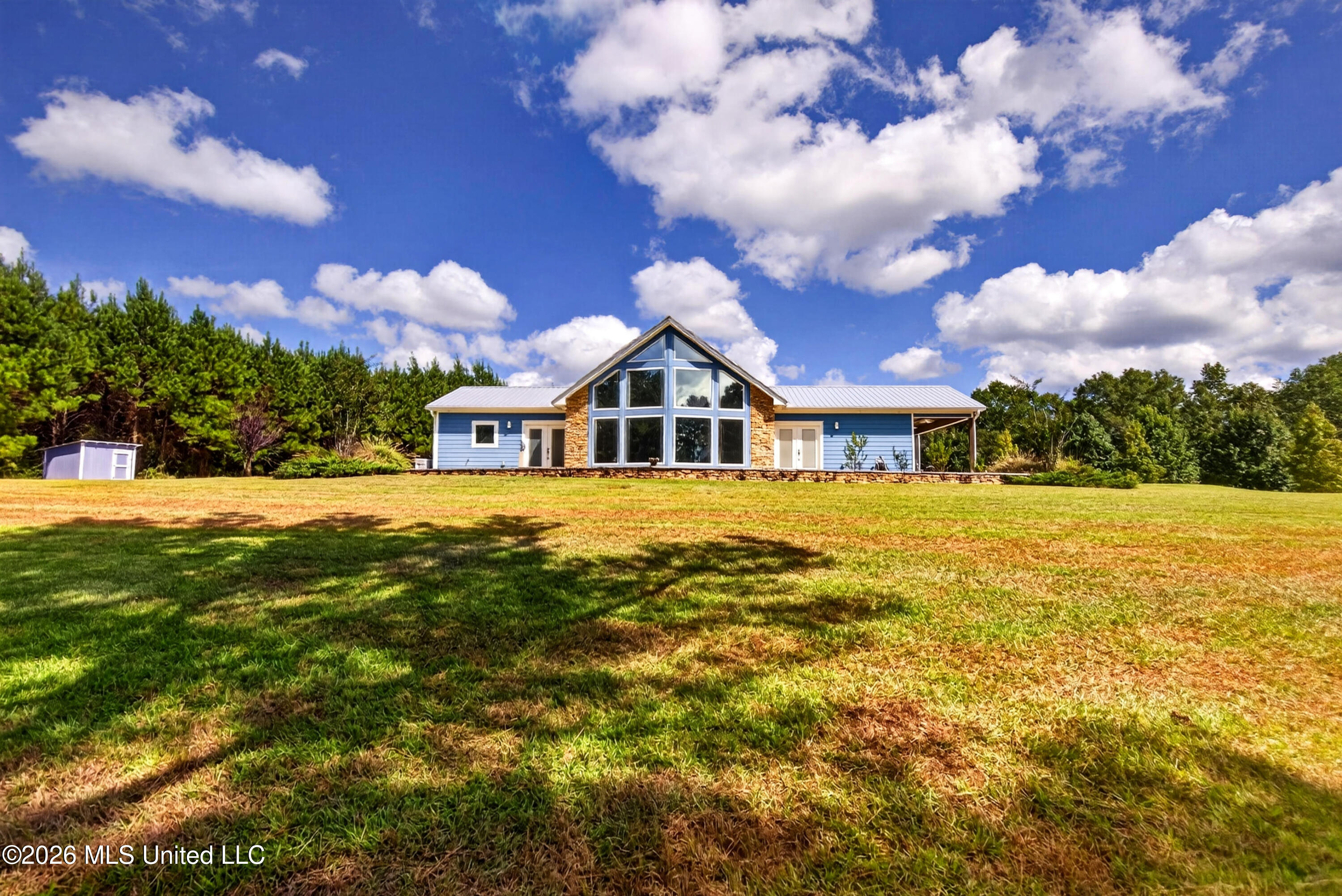 75 Three Oaks Road Property Photo 1