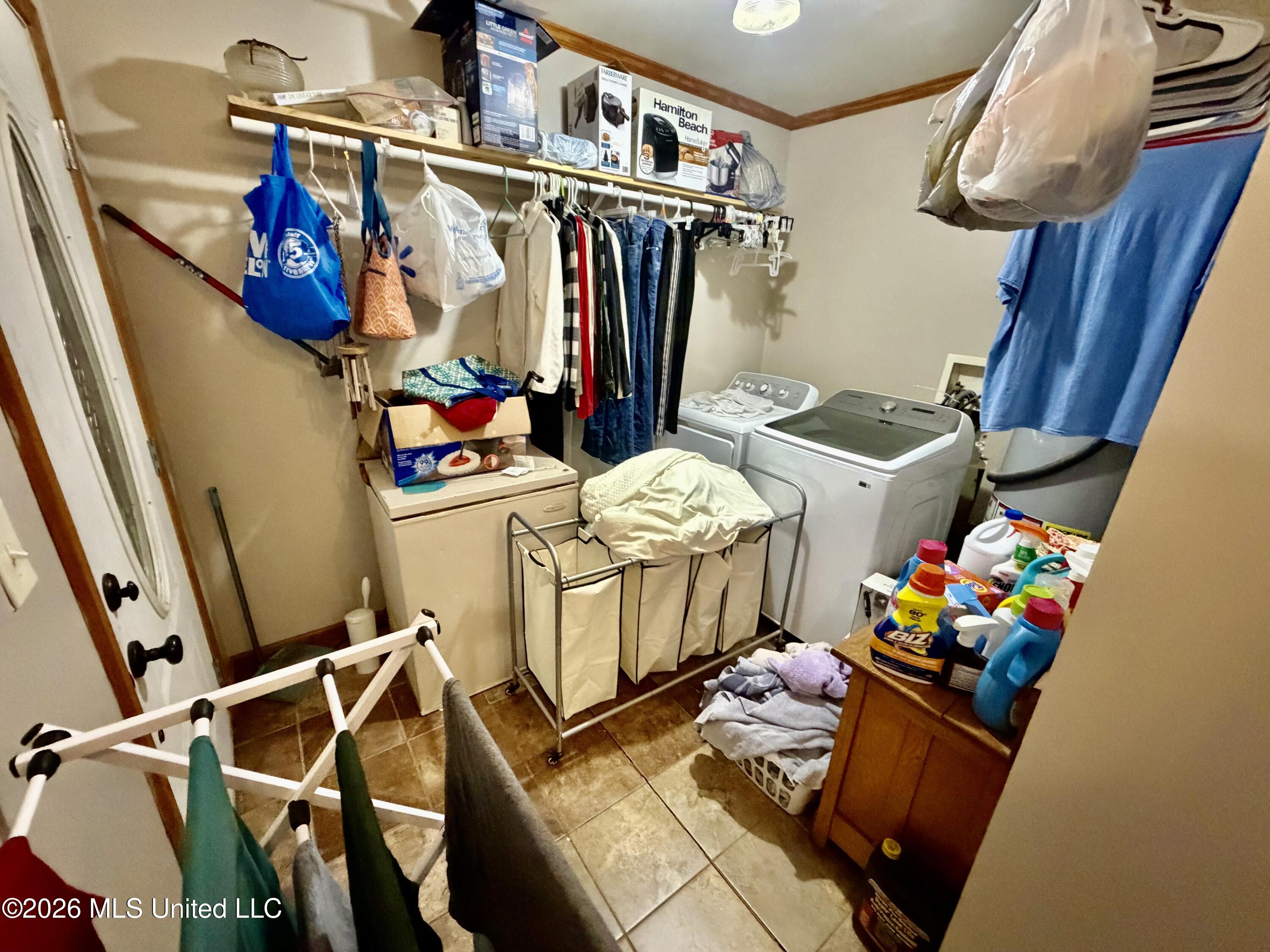 365 3rd Street Property Photo 9