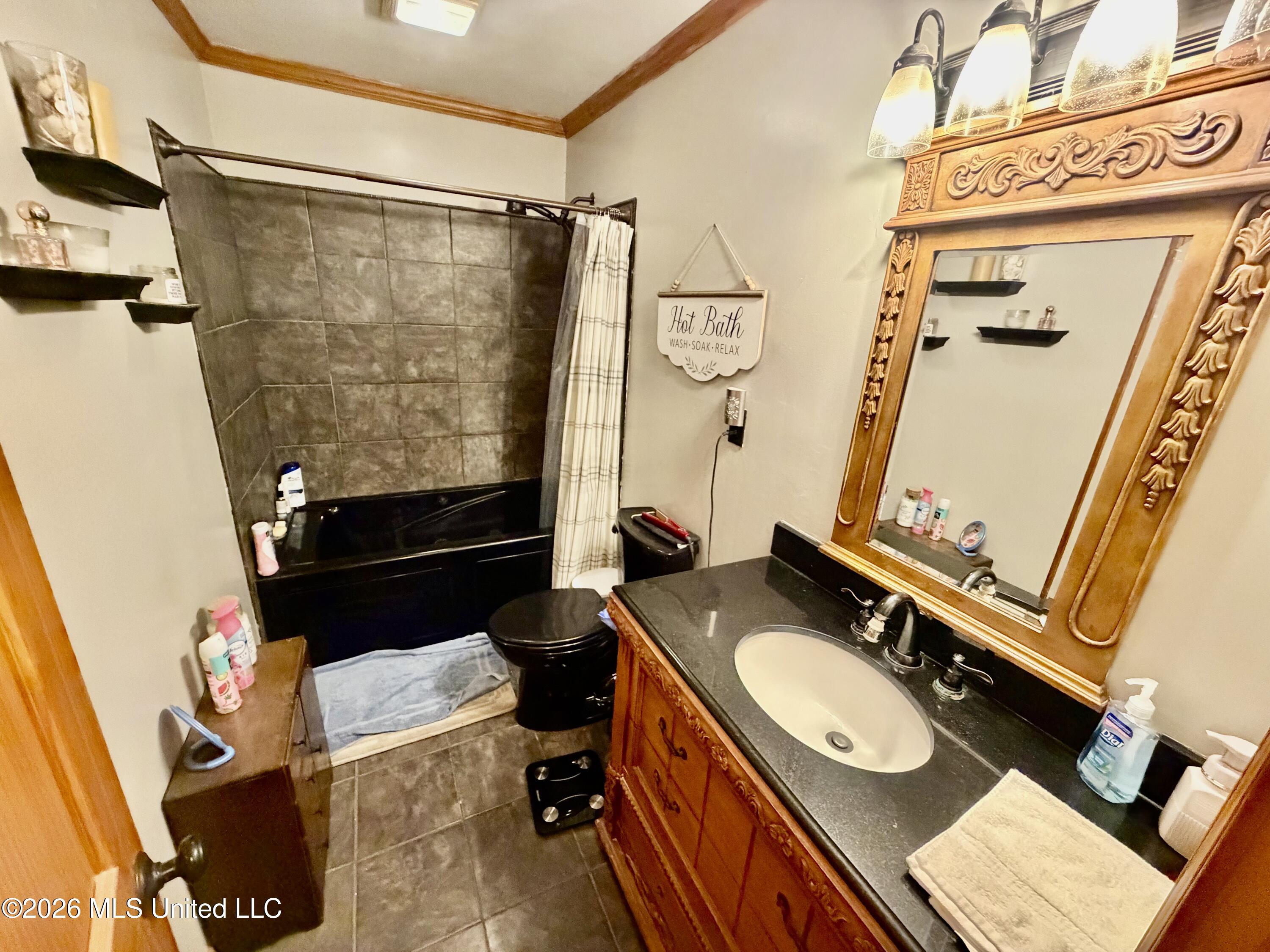 365 3rd Street Property Photo 13