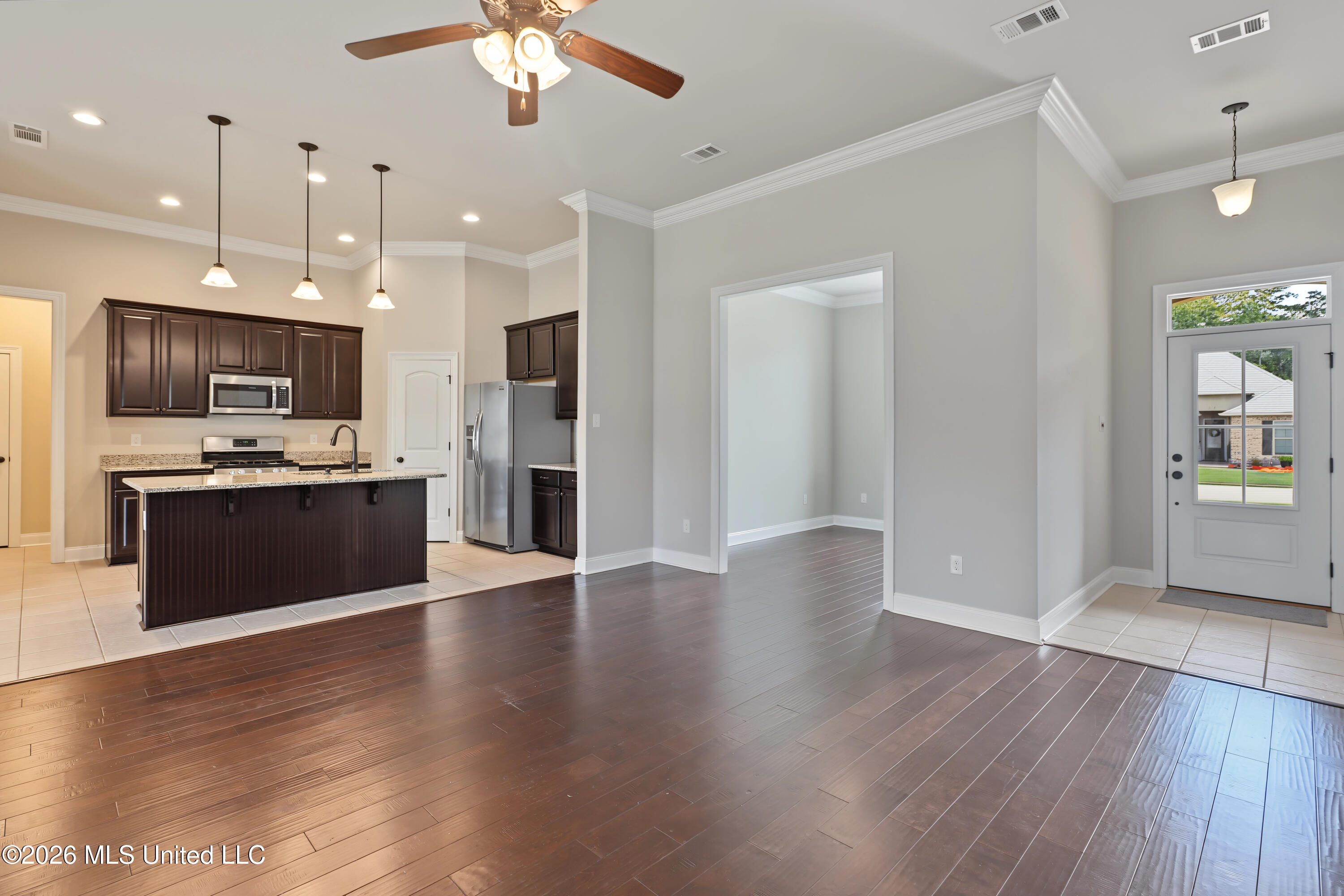 1005 Castine Pointe Boulevard Property Photo 3