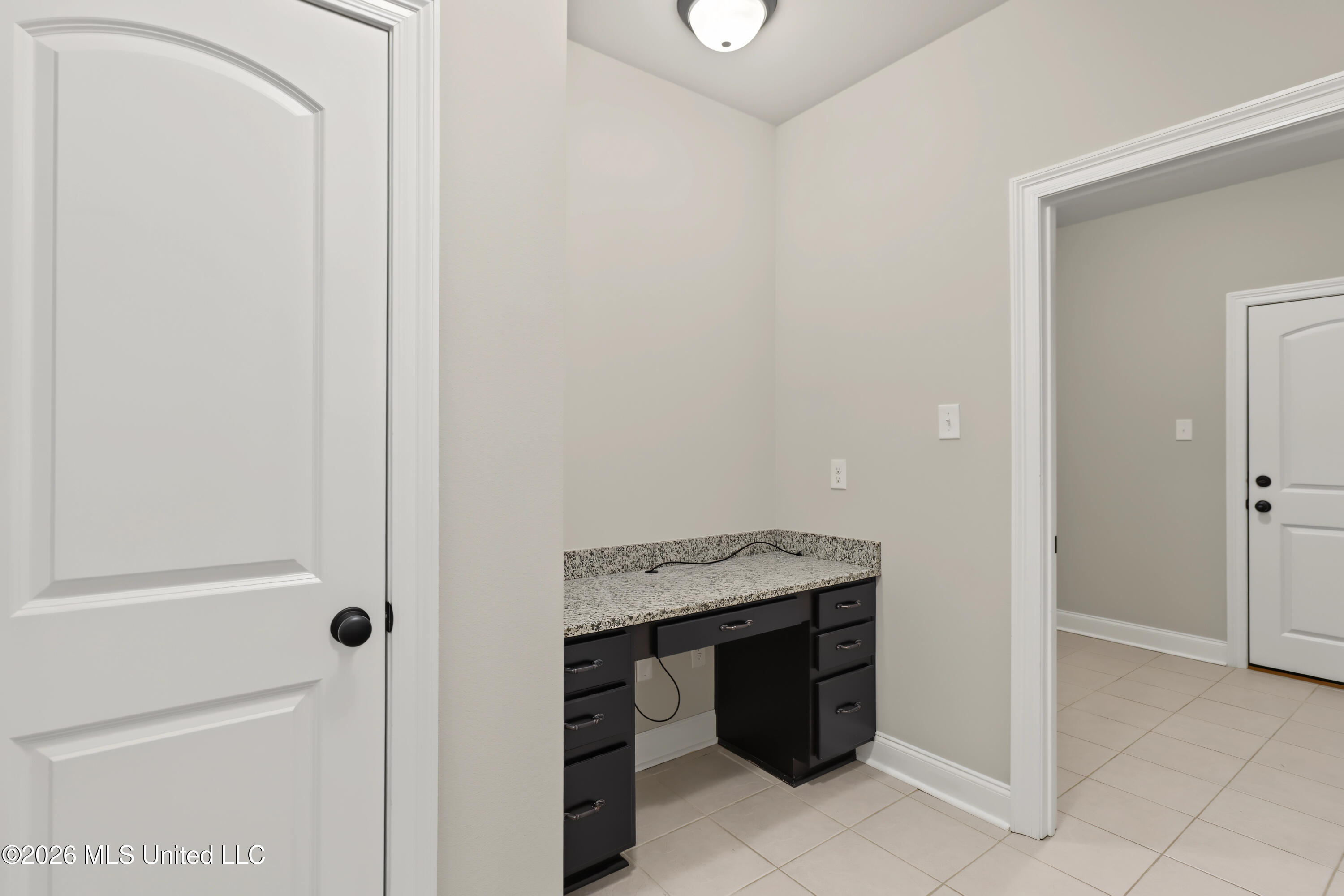 1005 Castine Pointe Boulevard Property Photo 11