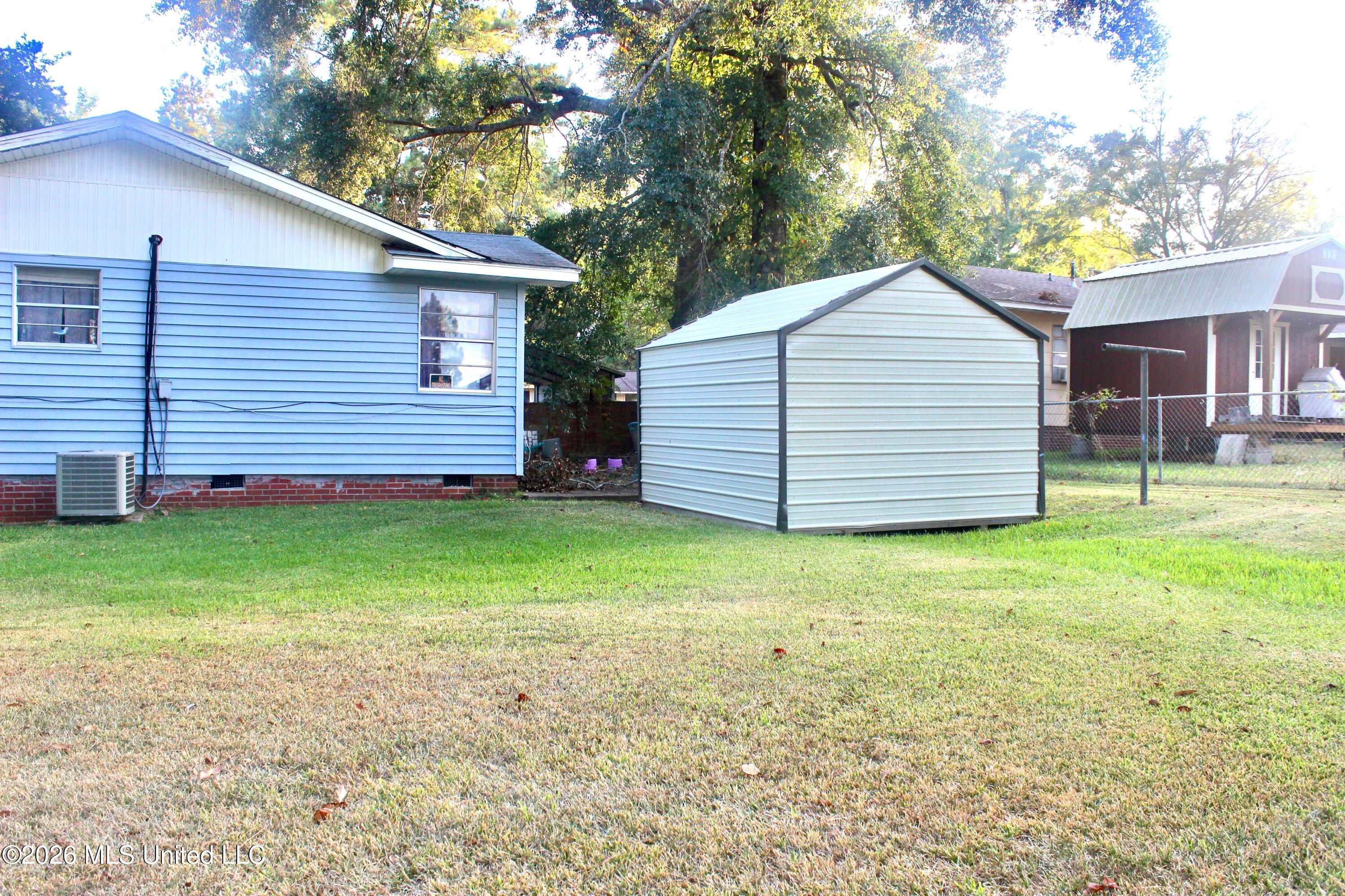 422 Weems Drive Property Photo 4