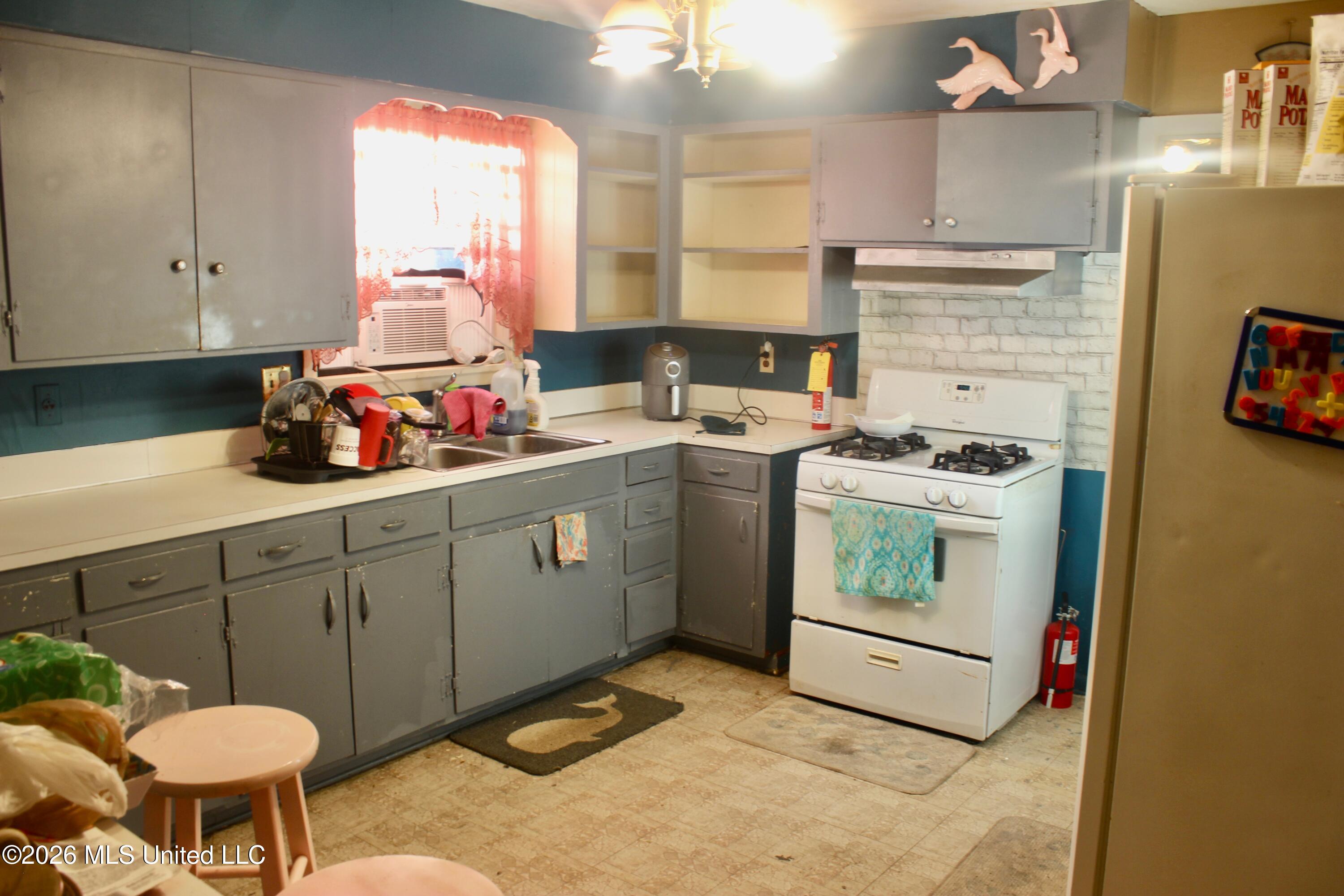 422 Weems Drive Property Photo 6