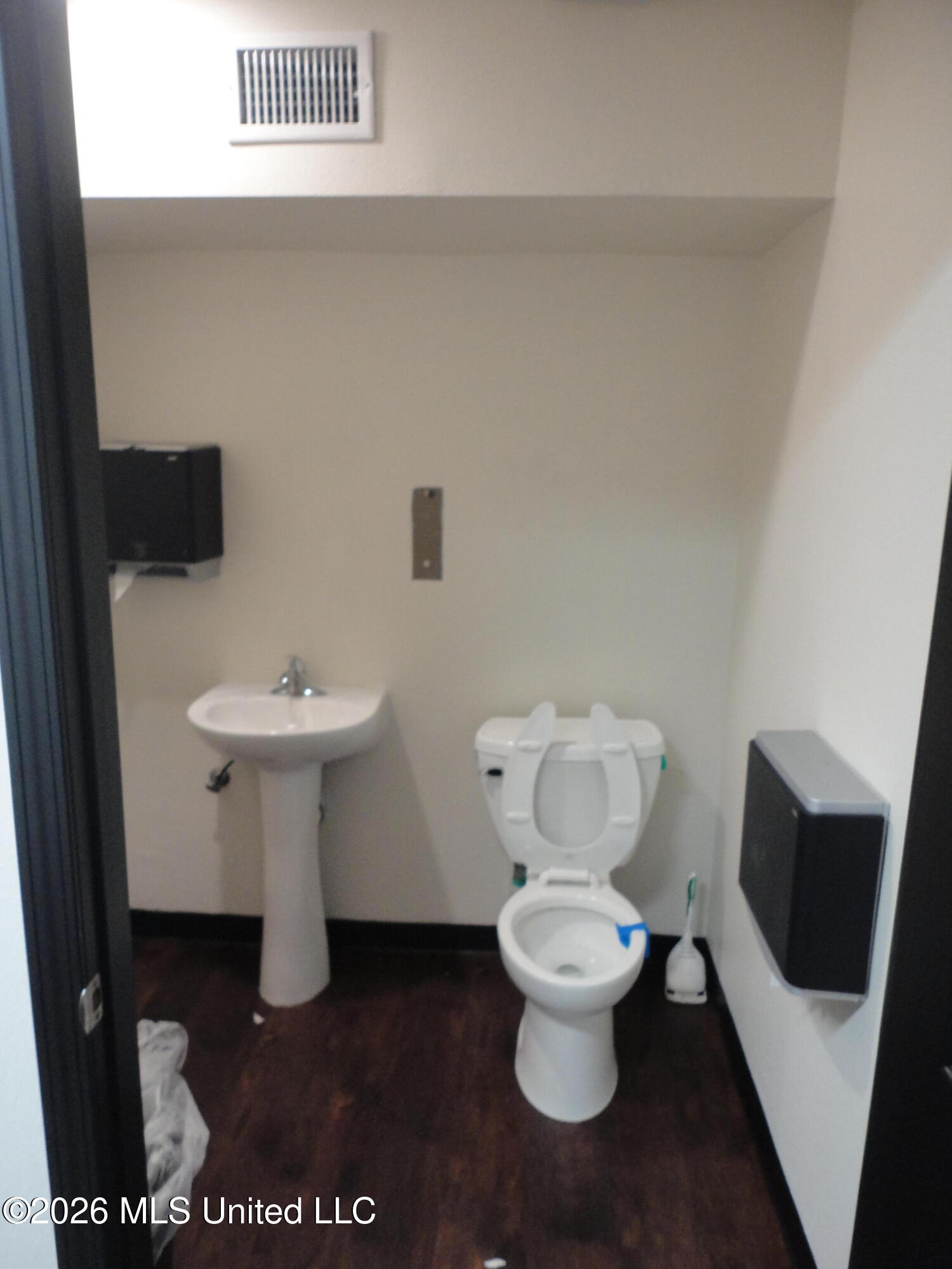 1711 Market (suite D) Street Property Photo 7
