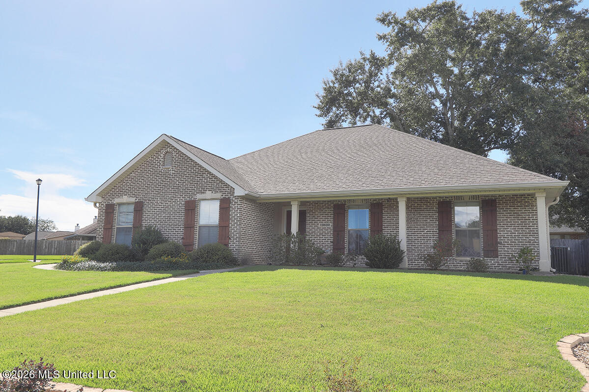 13632 Hidden Oaks Drive Property Photo 1