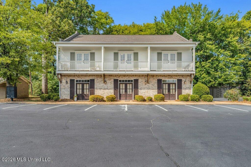 100 River Road Property Photo 1