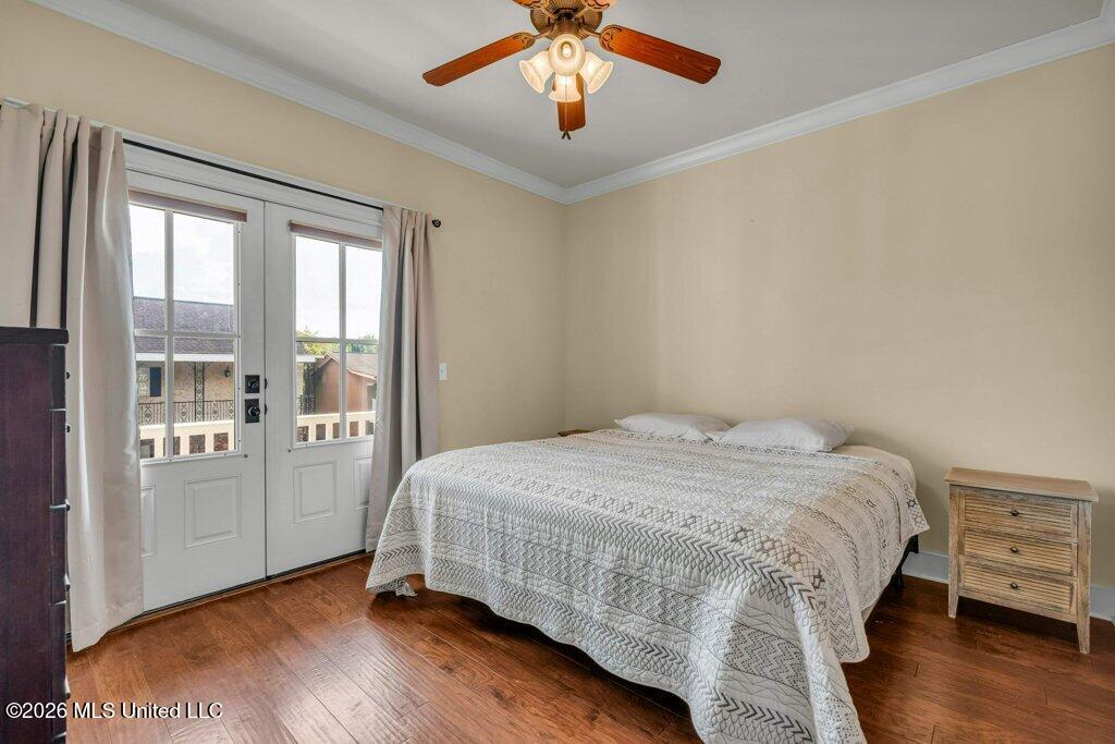 100 River Road Property Photo 8