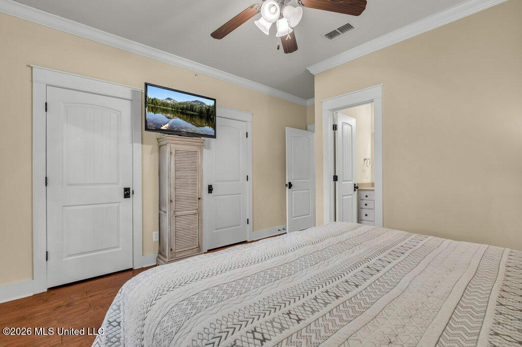 100 River Road Property Photo 14