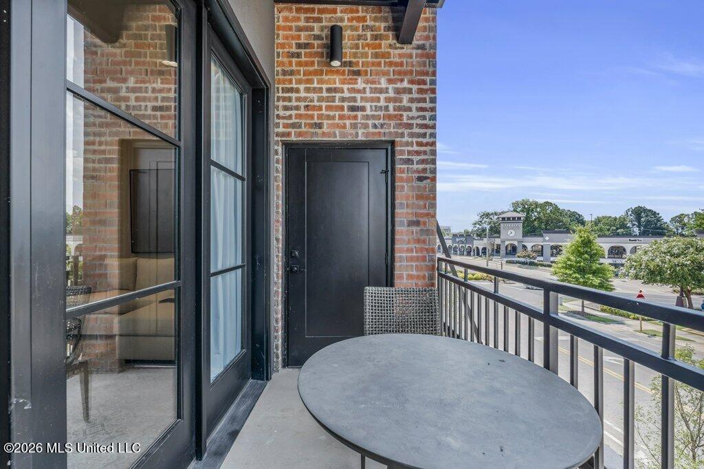 403 Russell Street Property Photo 9