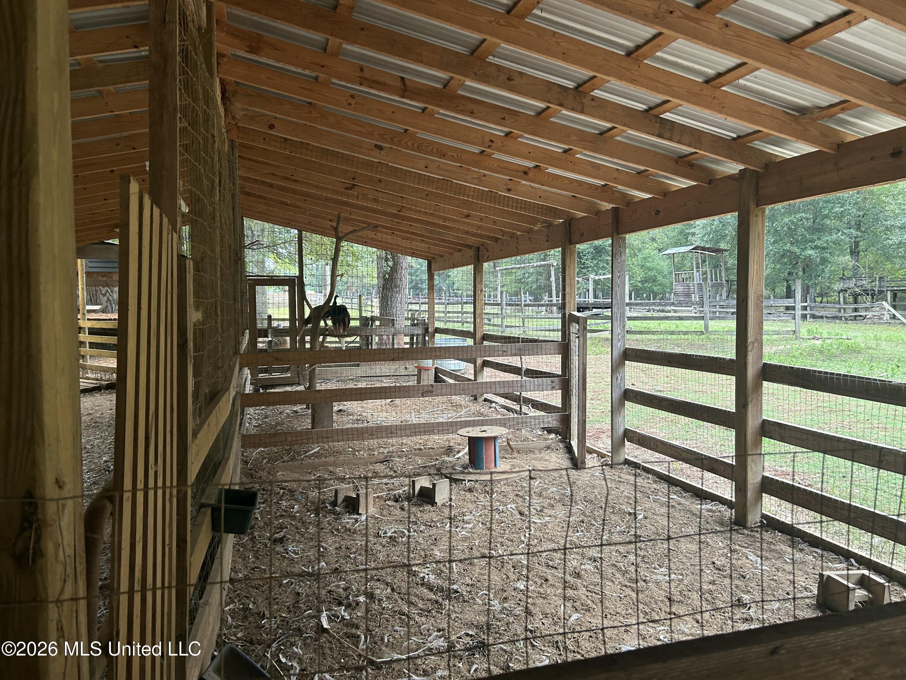 154 Christmas Lane Property Photo 10