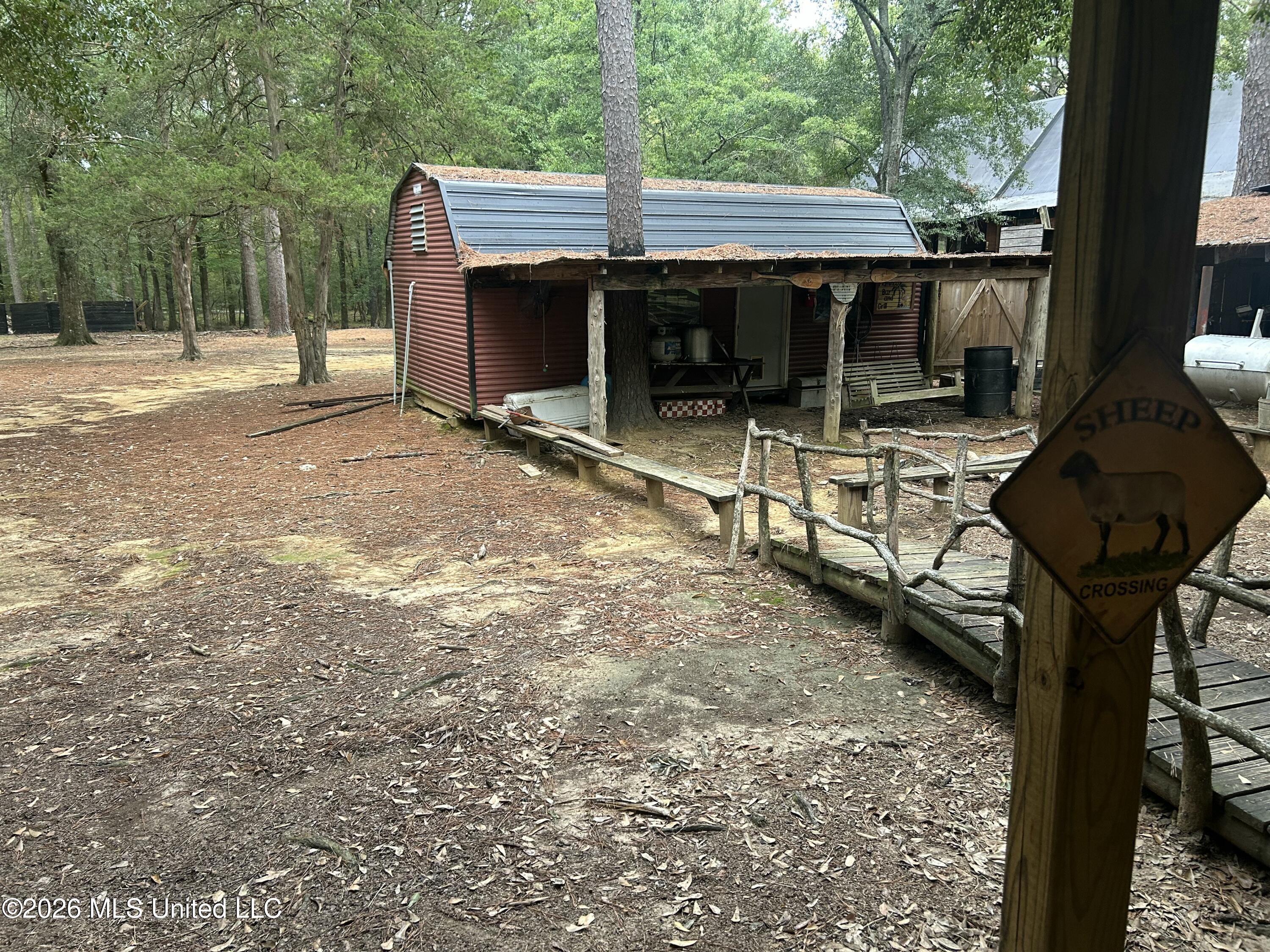 154 Christmas Lane Property Photo 20