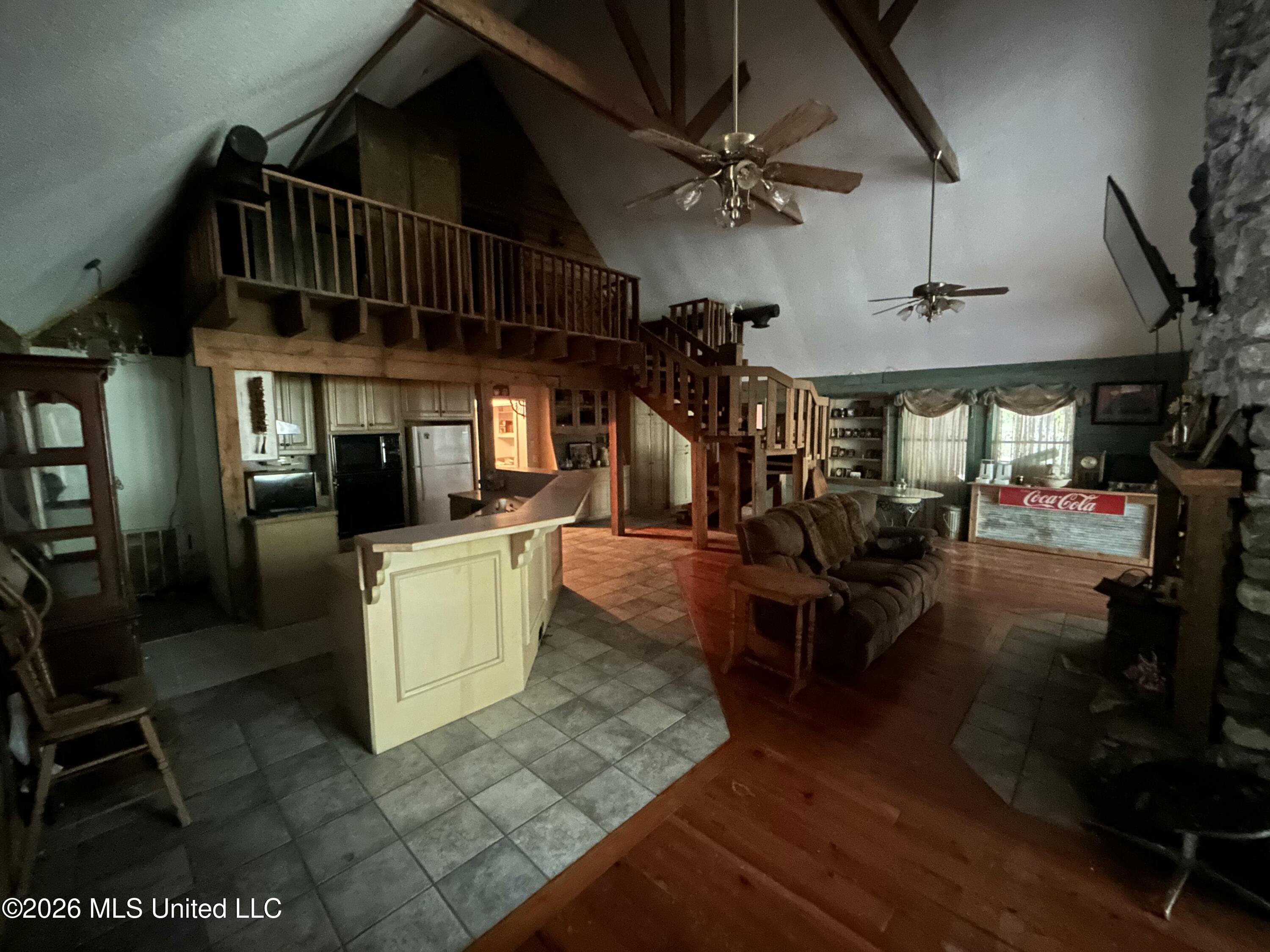 154 Christmas Lane Property Photo 34
