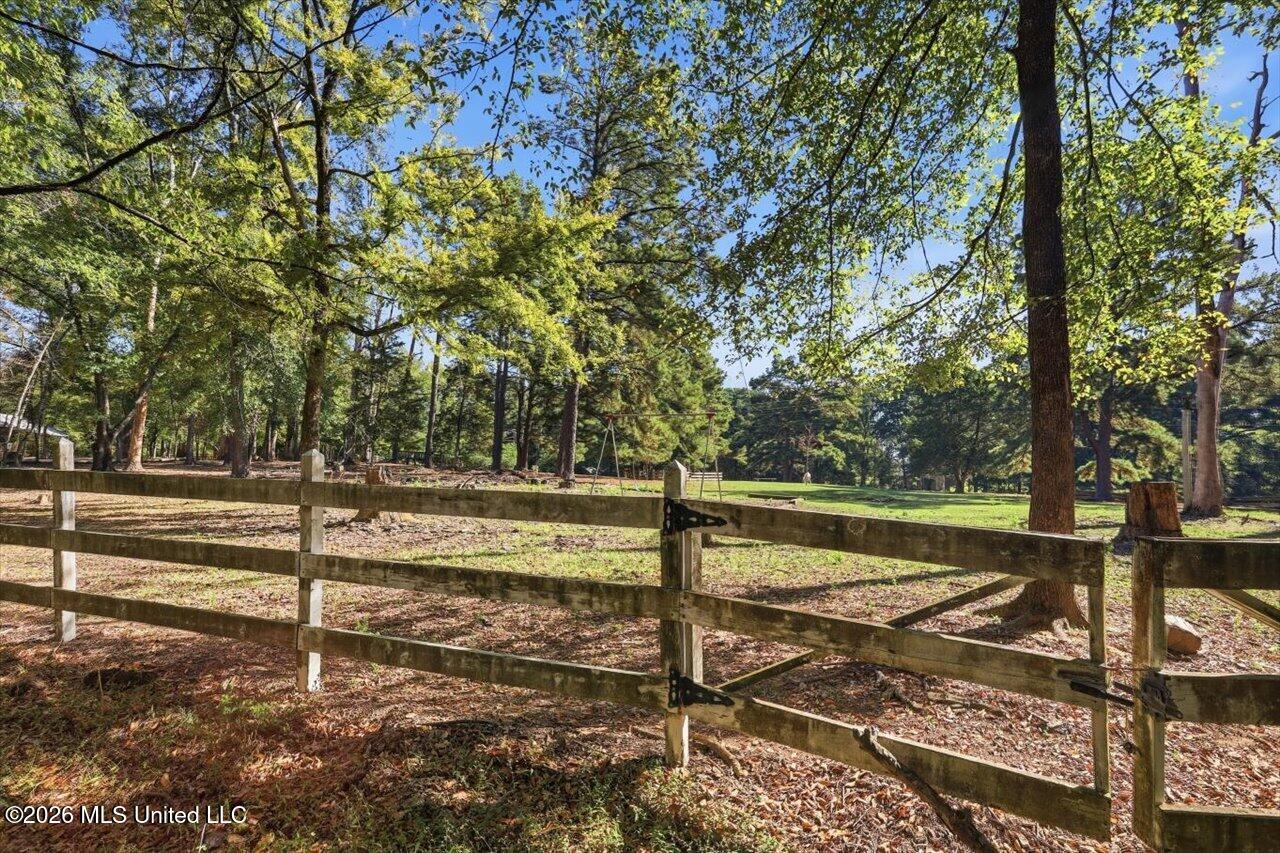 154 Christmas Lane Property Photo 70