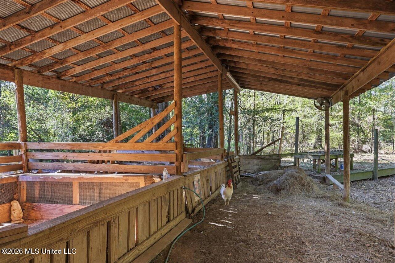 154 Christmas Lane Property Photo 87