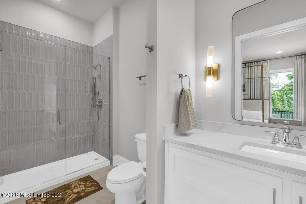 403 Russell Street Property Photo 13