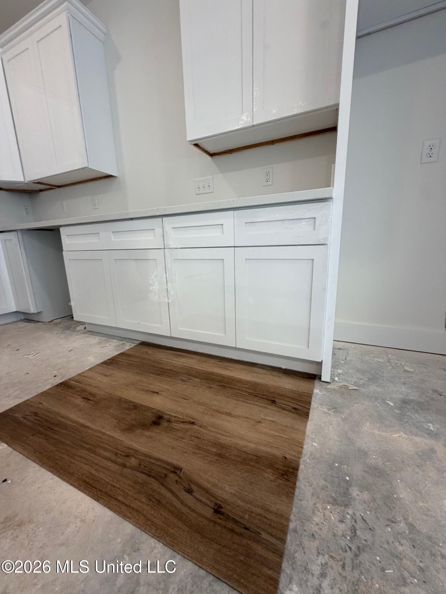 175 Phillips Drive Property Photo 8