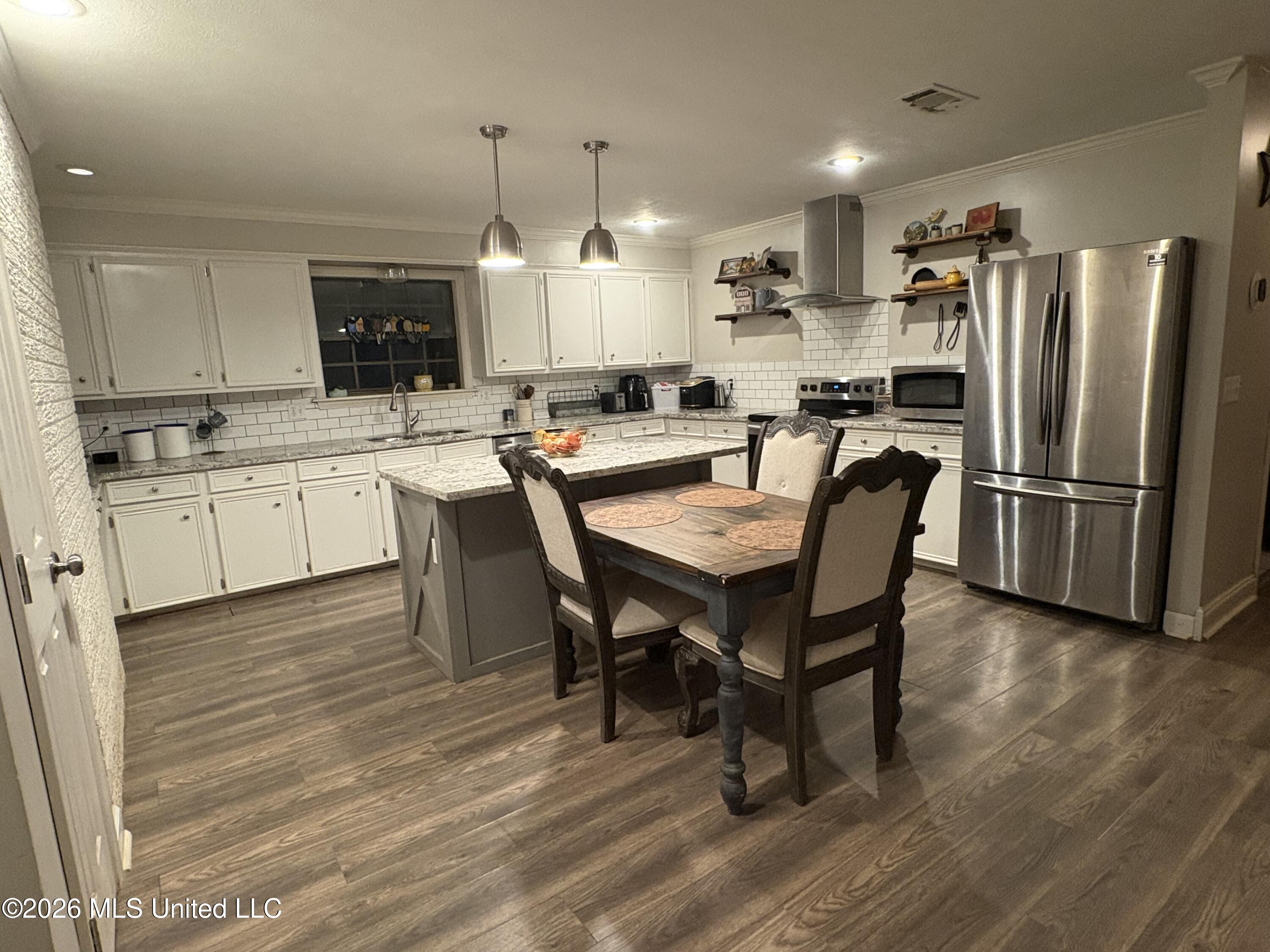 3454 Timber Creek Drive Property Photo 14