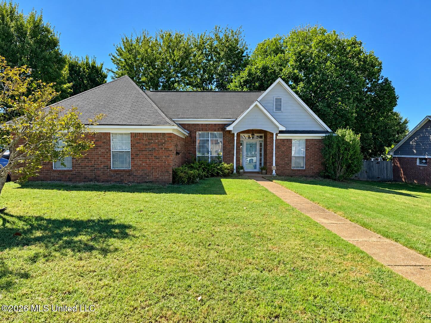 9635 N Geneva Loop Property Photo 1