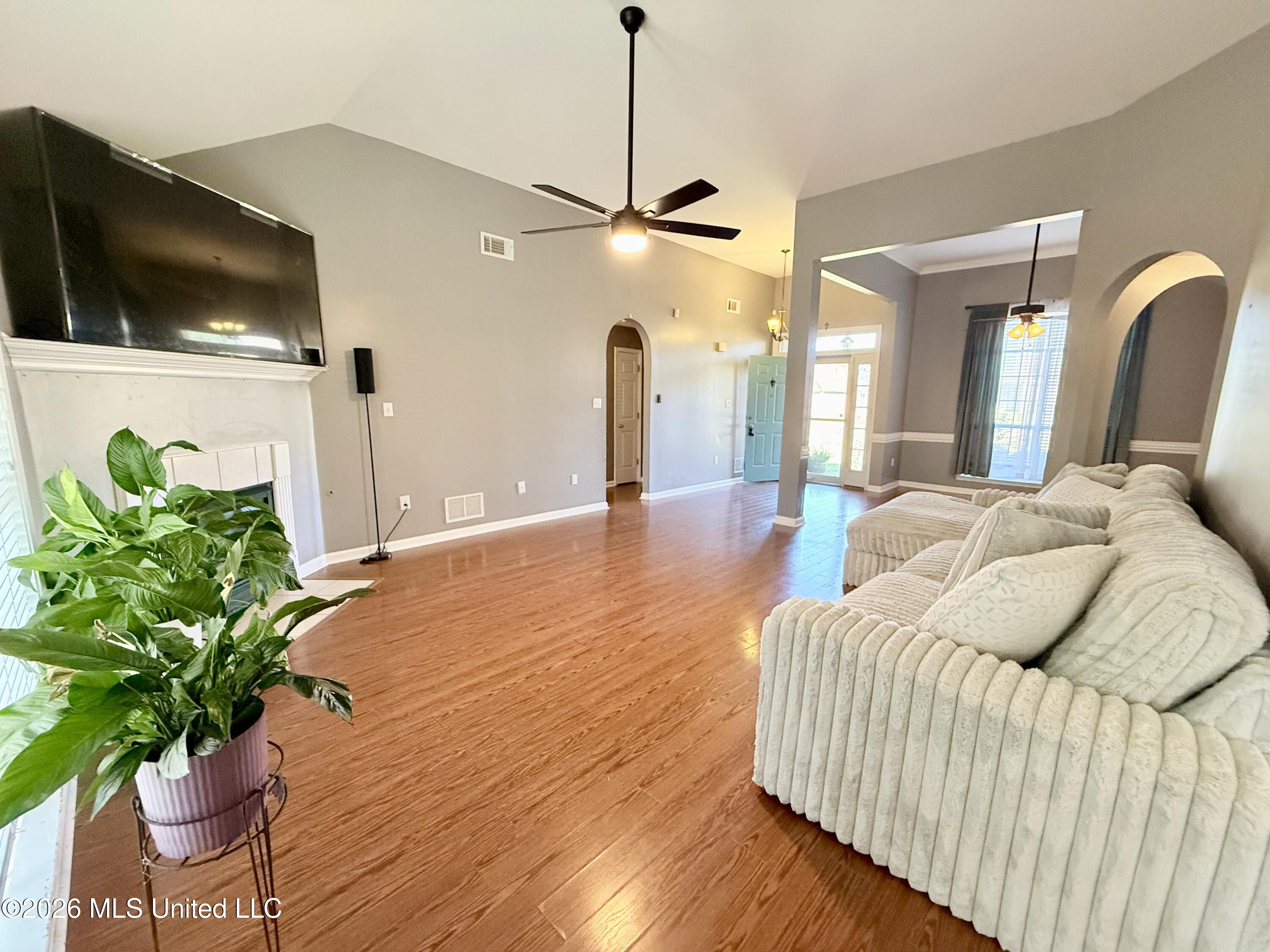 9635 N Geneva Loop Property Photo 5