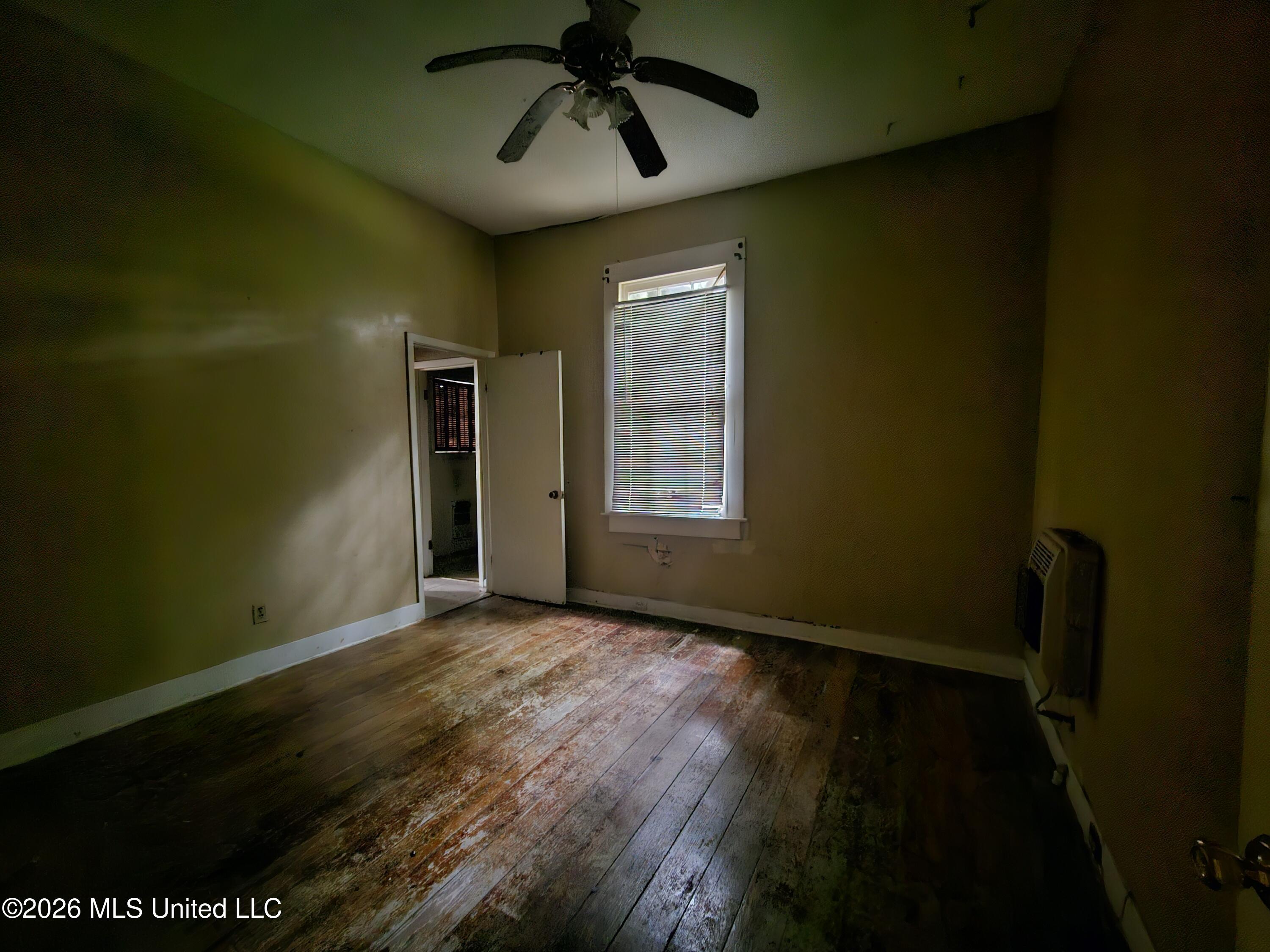 500 B Street Property Photo 7