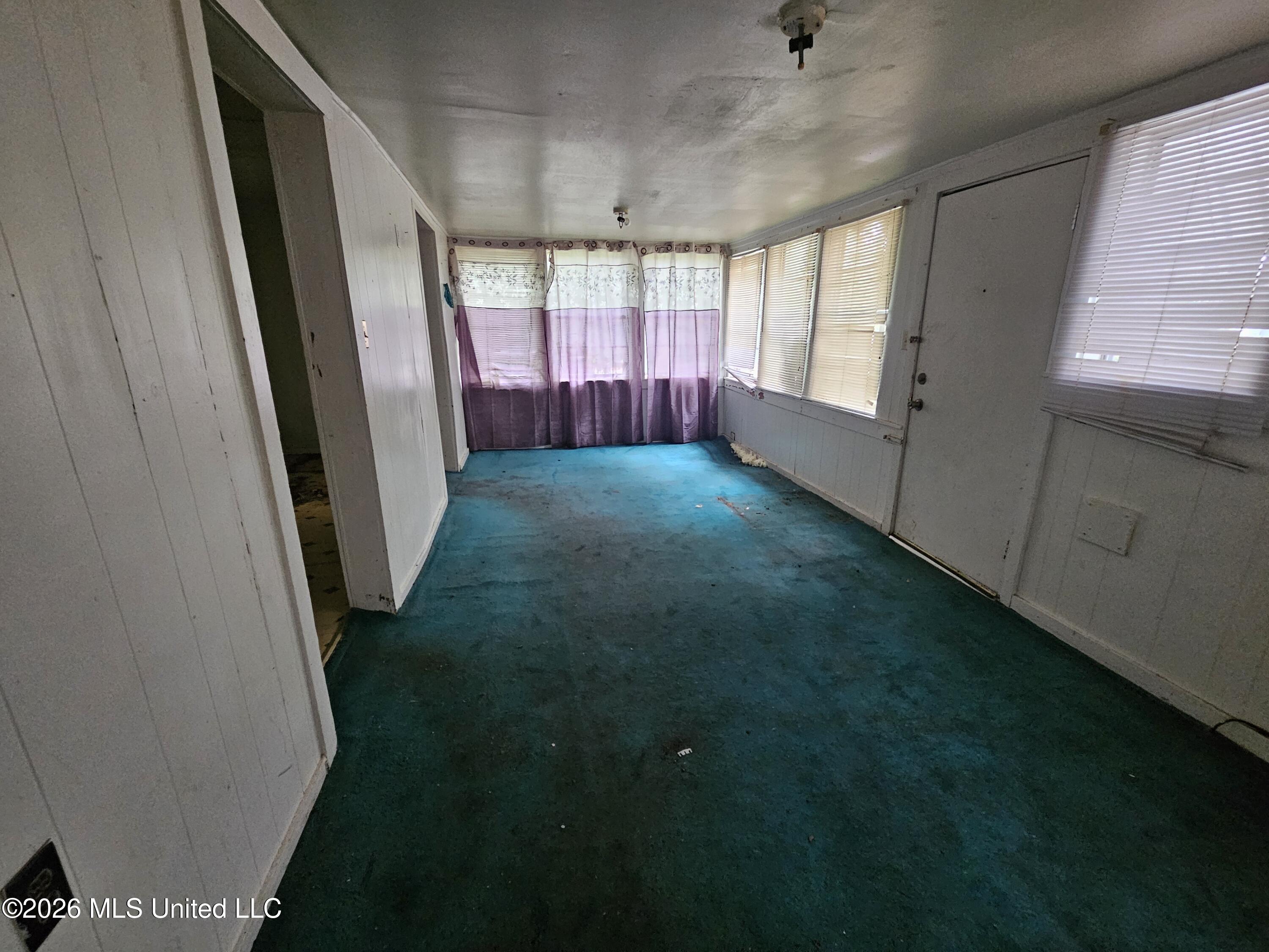 500 B Street Property Photo 8