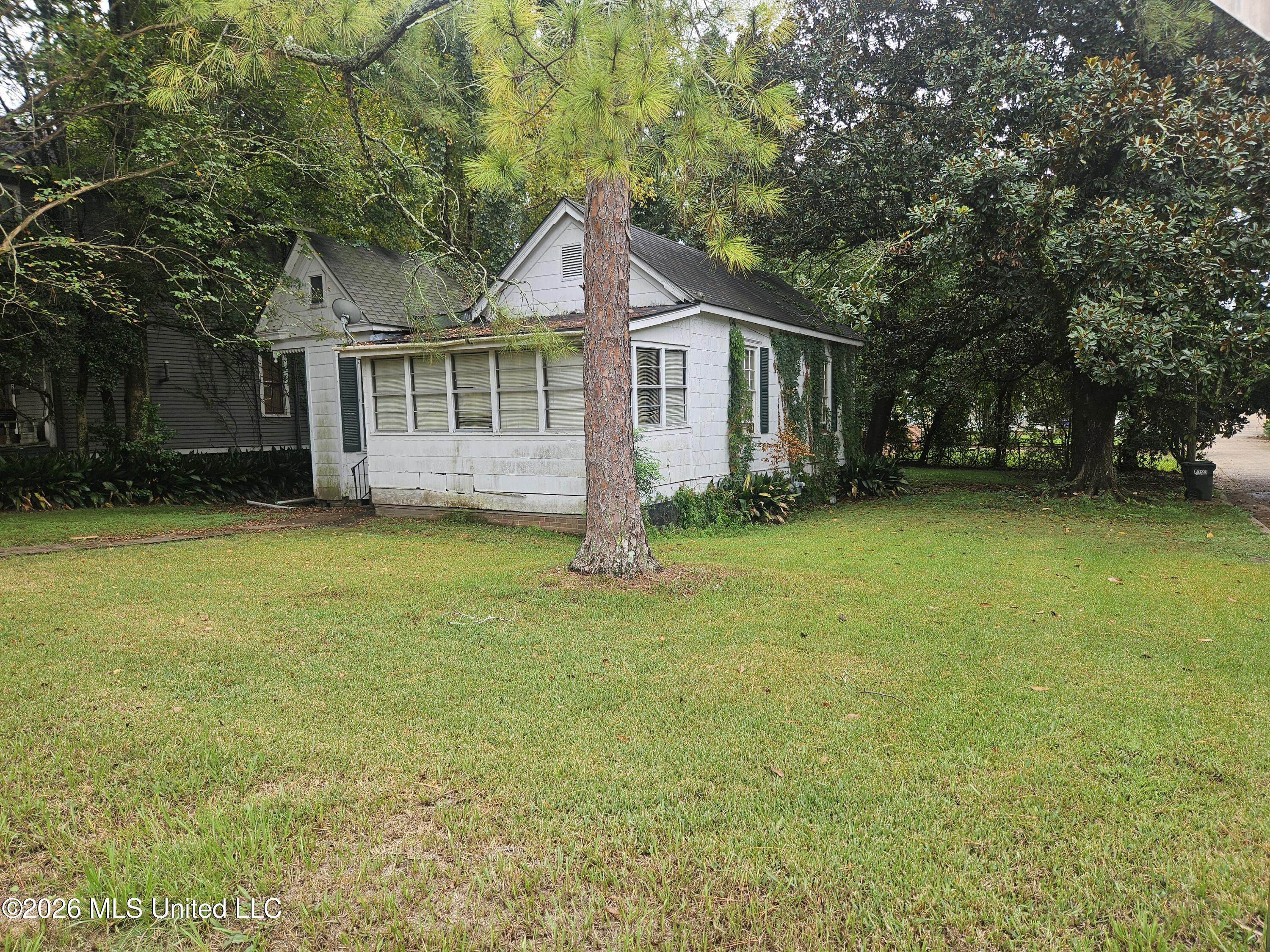 500 B Street Property Photo 13