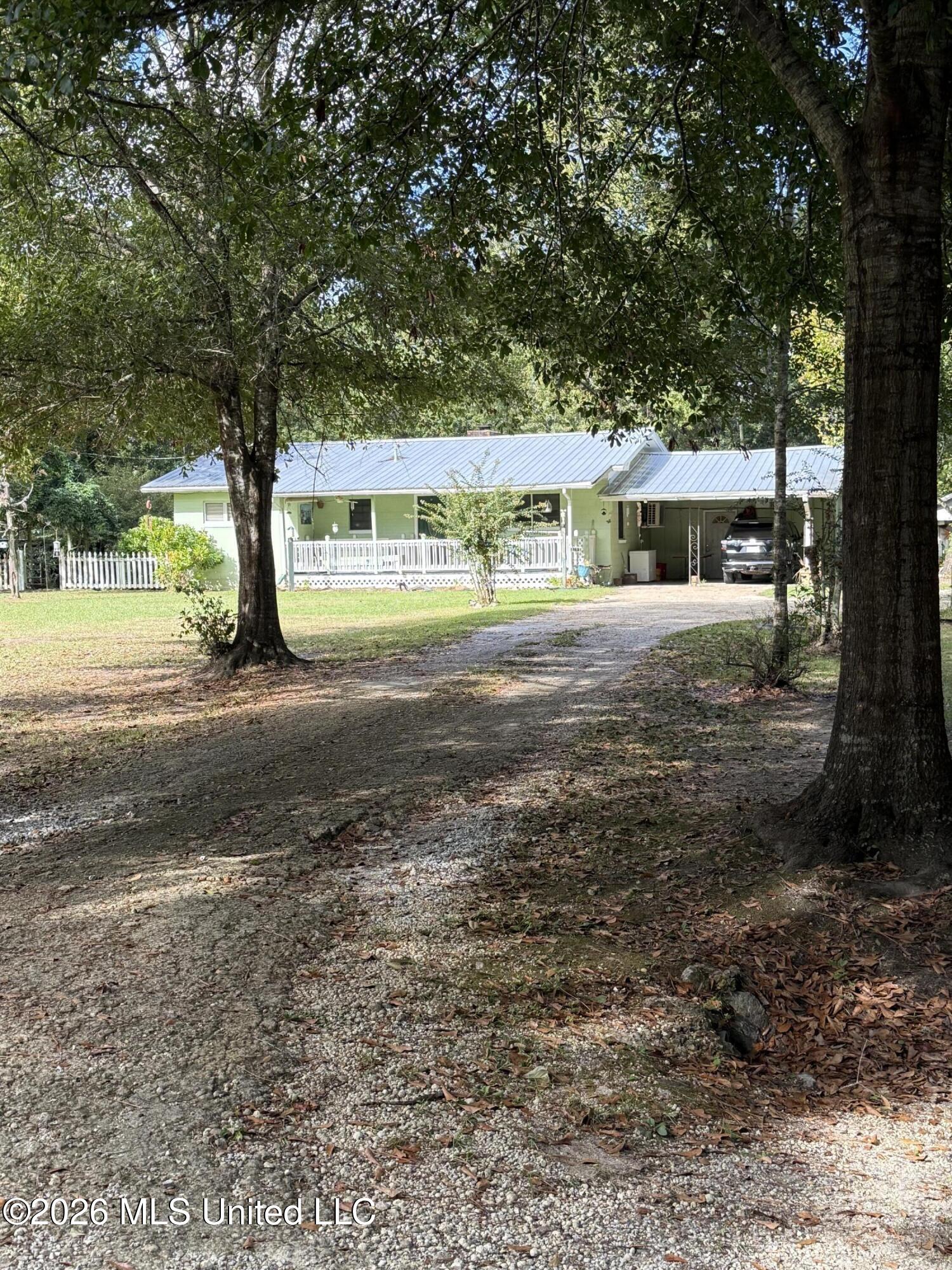 12321 Berkley Road Property Photo 5
