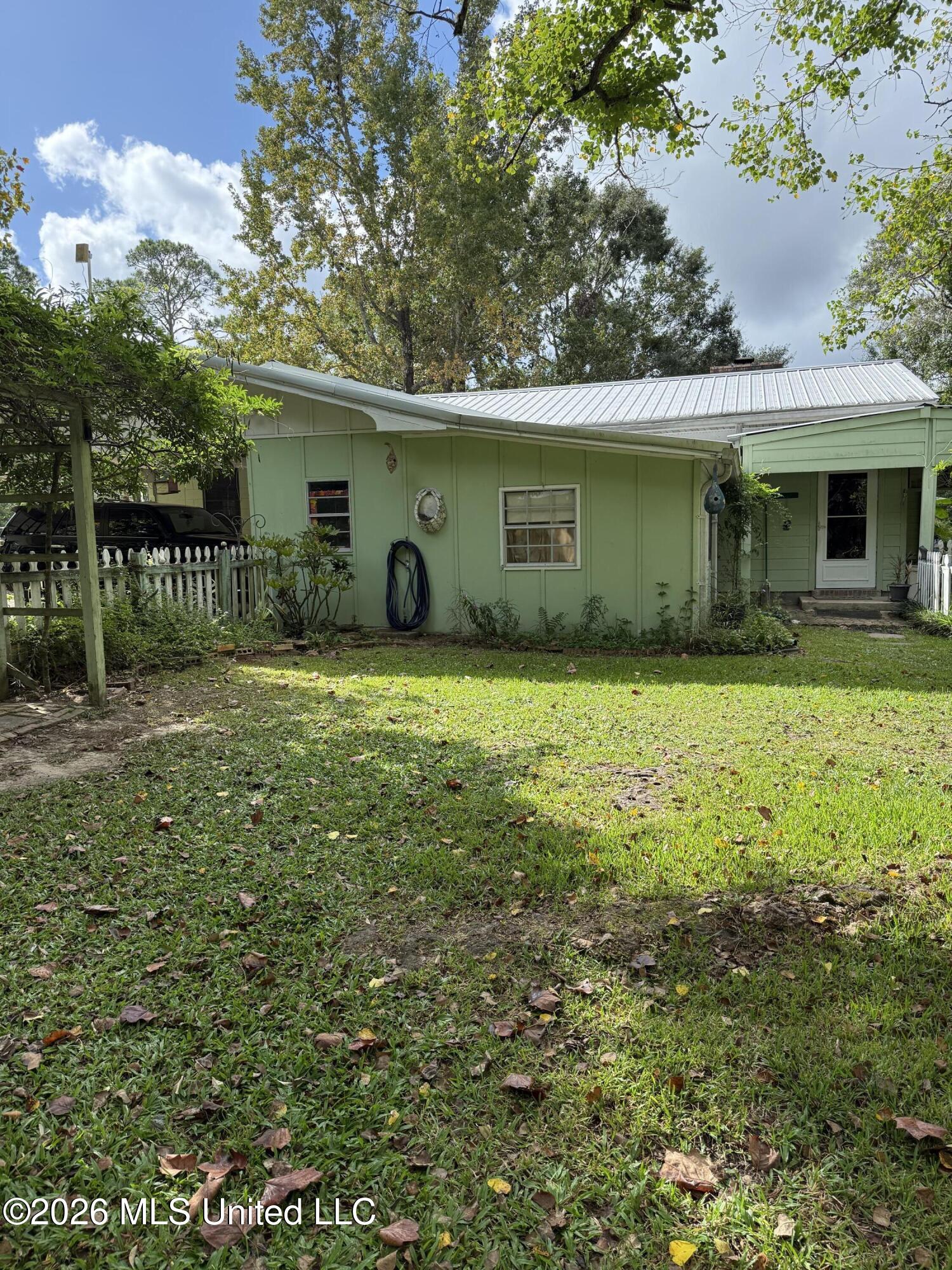 12321 Berkley Road Property Photo 30