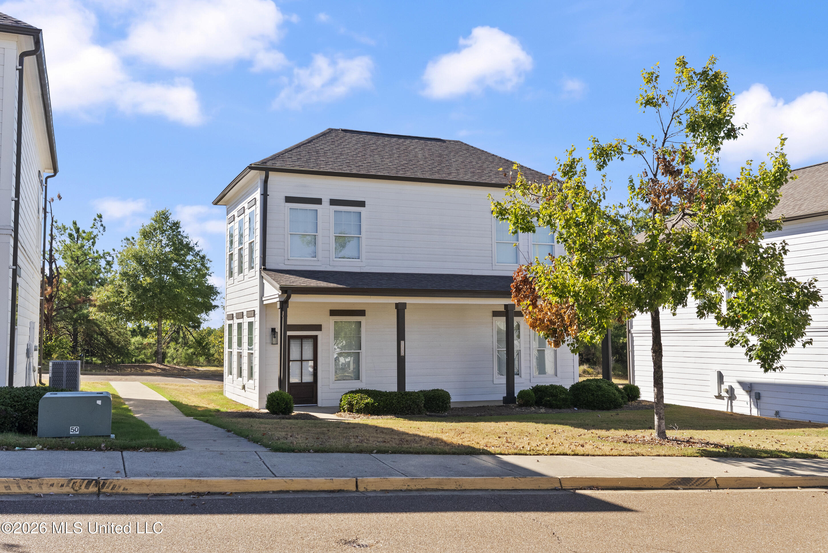 445 Olive Branch Way Property Photo 2