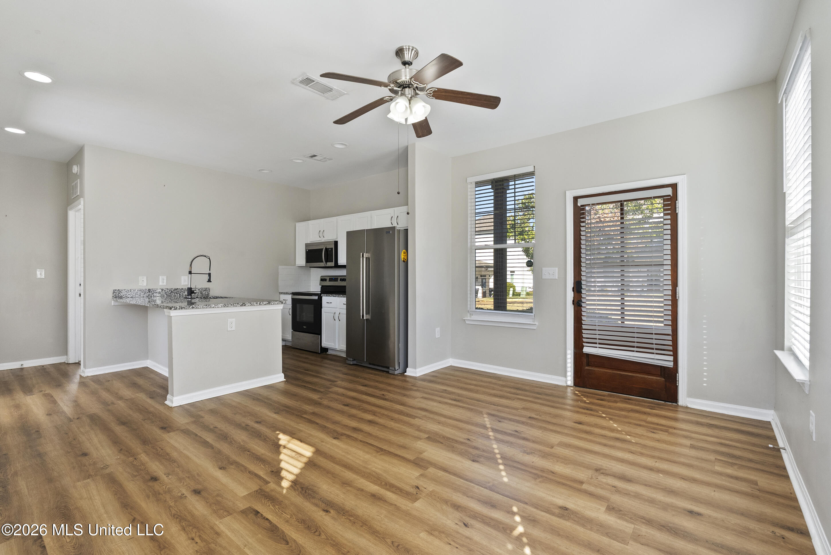 445 Olive Branch Way Property Photo 6