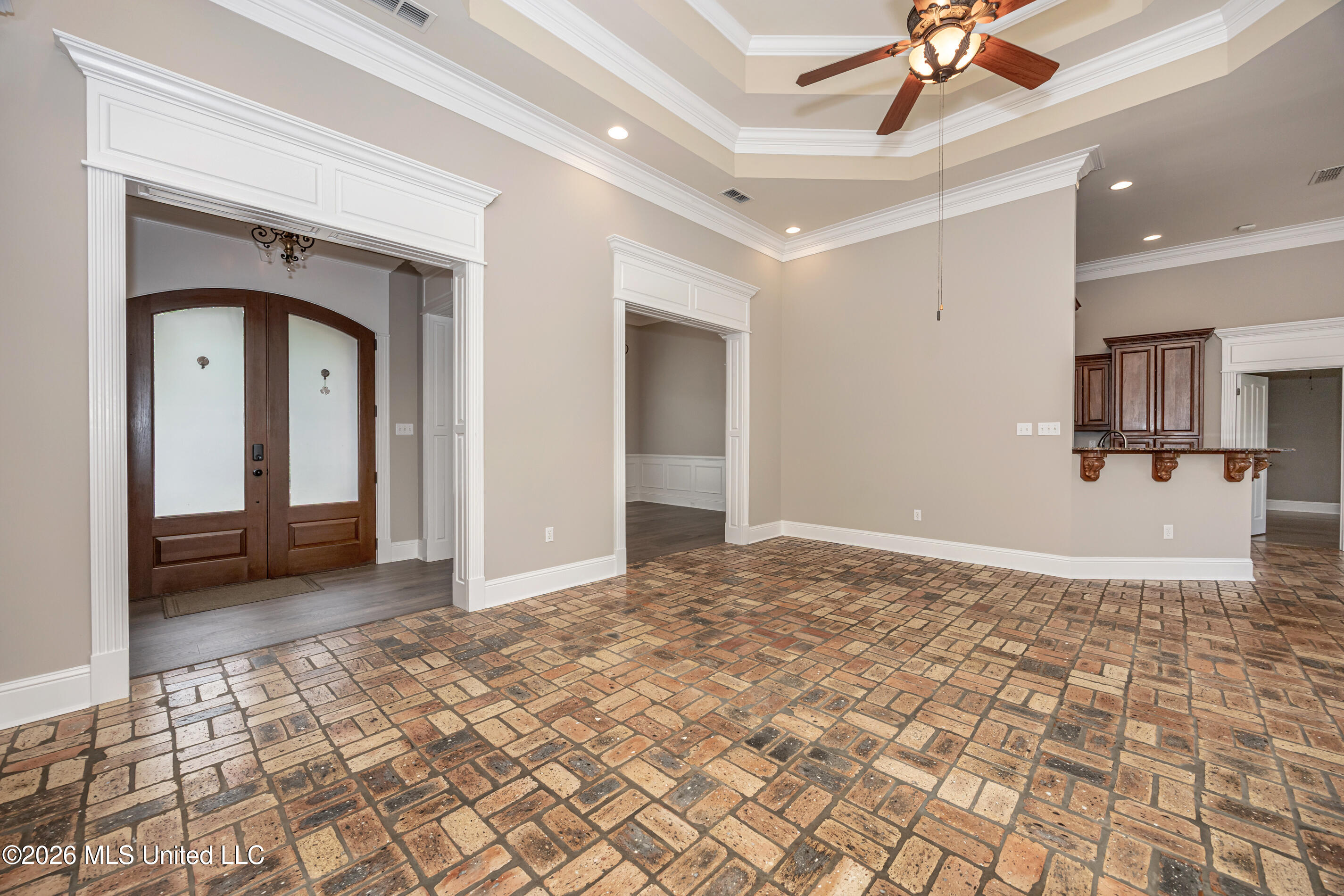 7035 Greenview Cove Property Photo 10