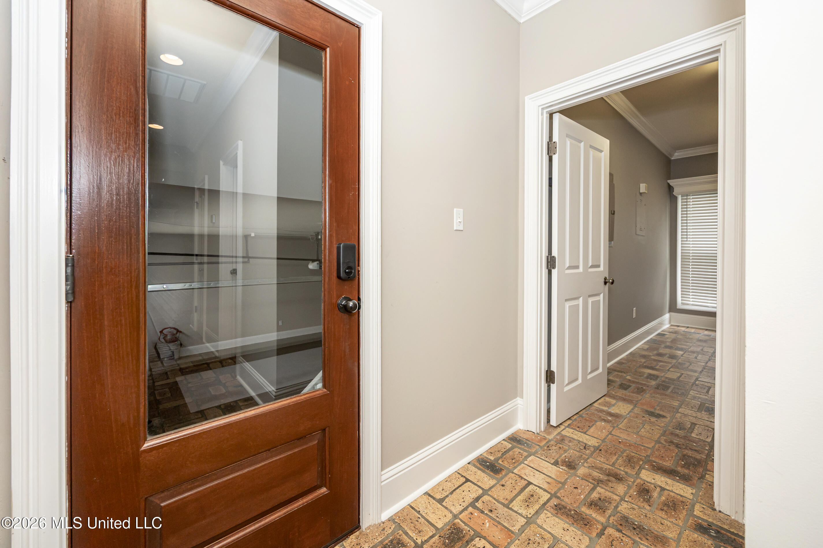 7035 Greenview Cove Property Photo 37