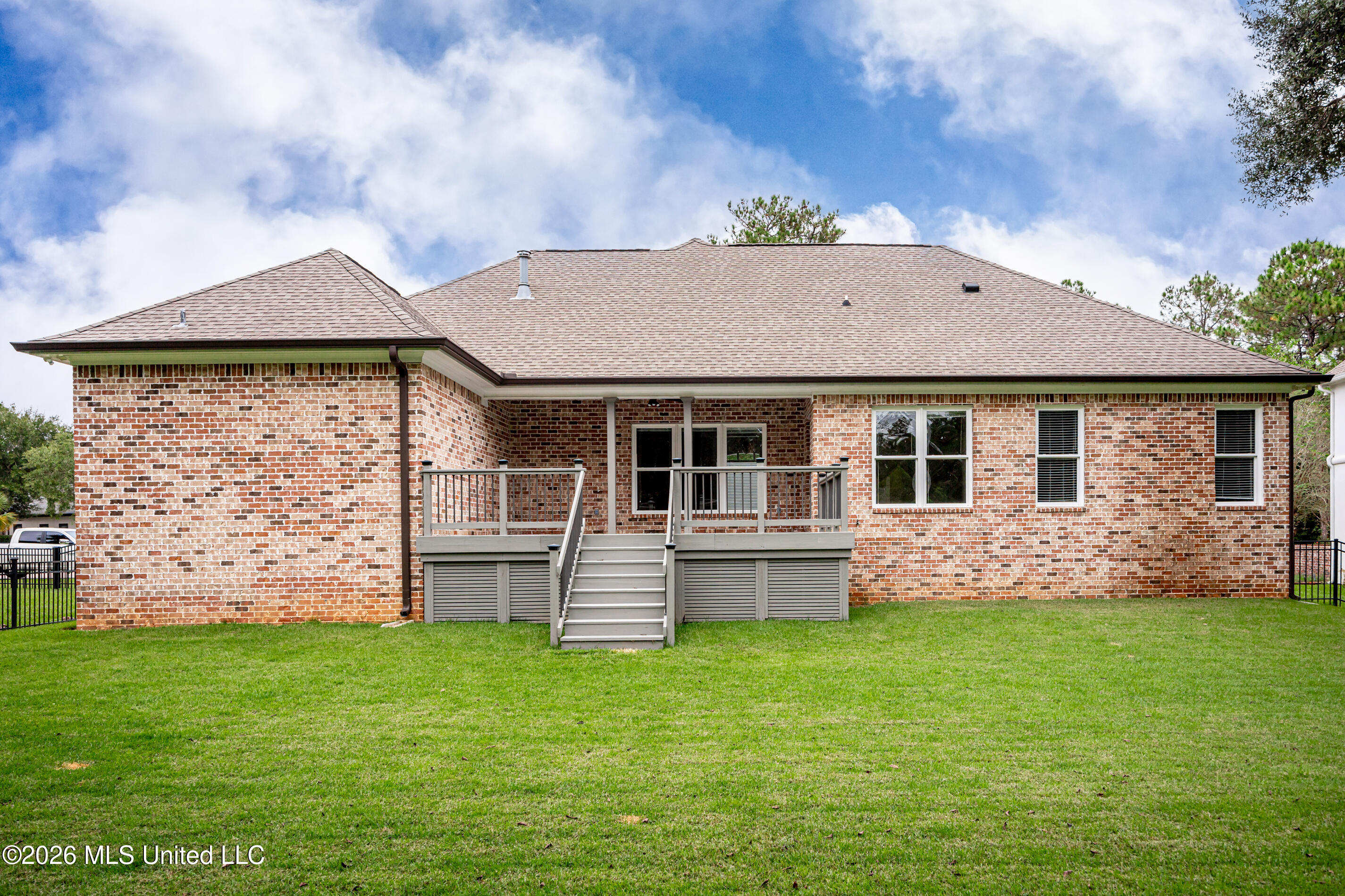 7035 Greenview Cove Property Photo 64