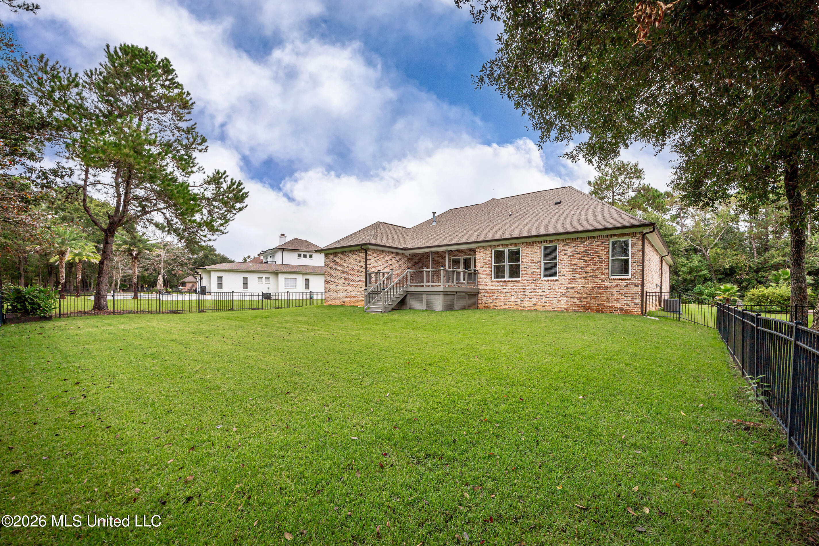 7035 Greenview Cove Property Photo 73