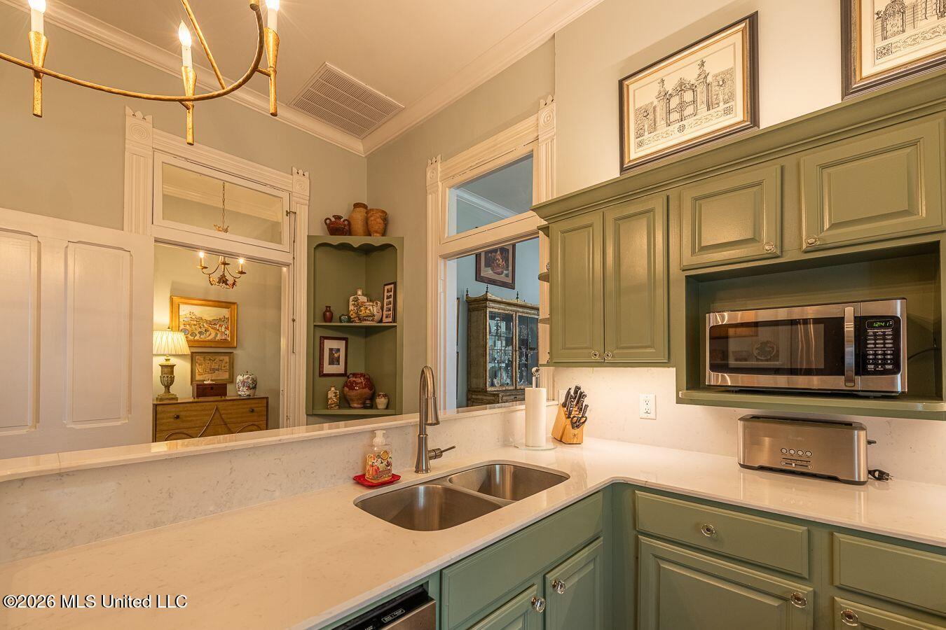 507 Orleans Street Property Photo 22