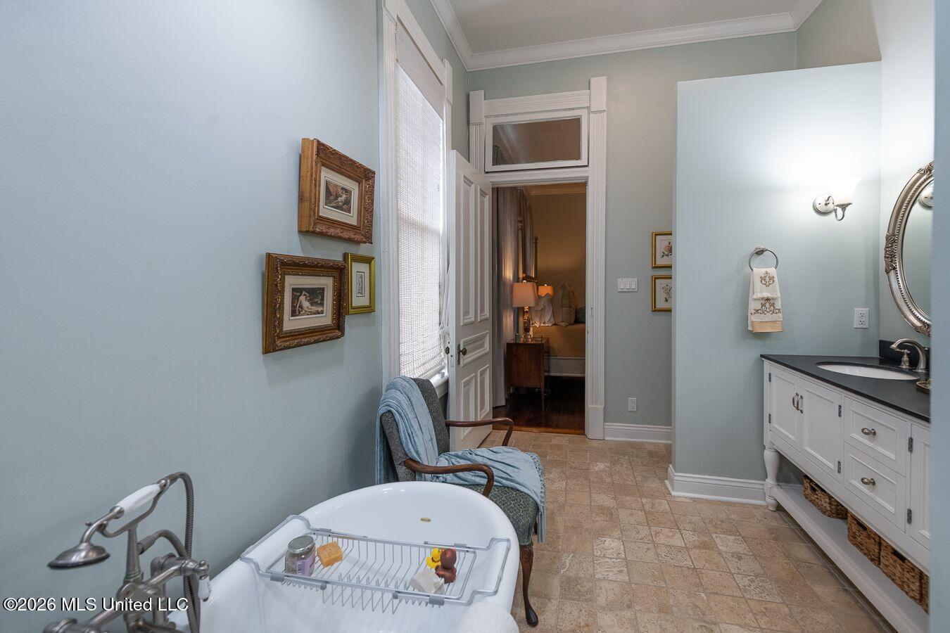 507 Orleans Street Property Photo 40
