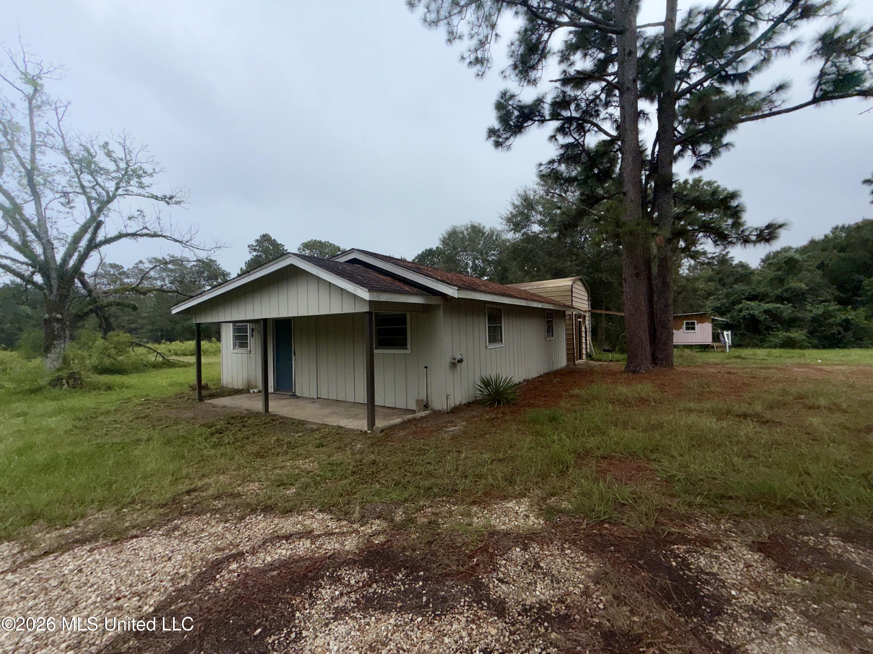 425 Spruce Street Property Photo 29
