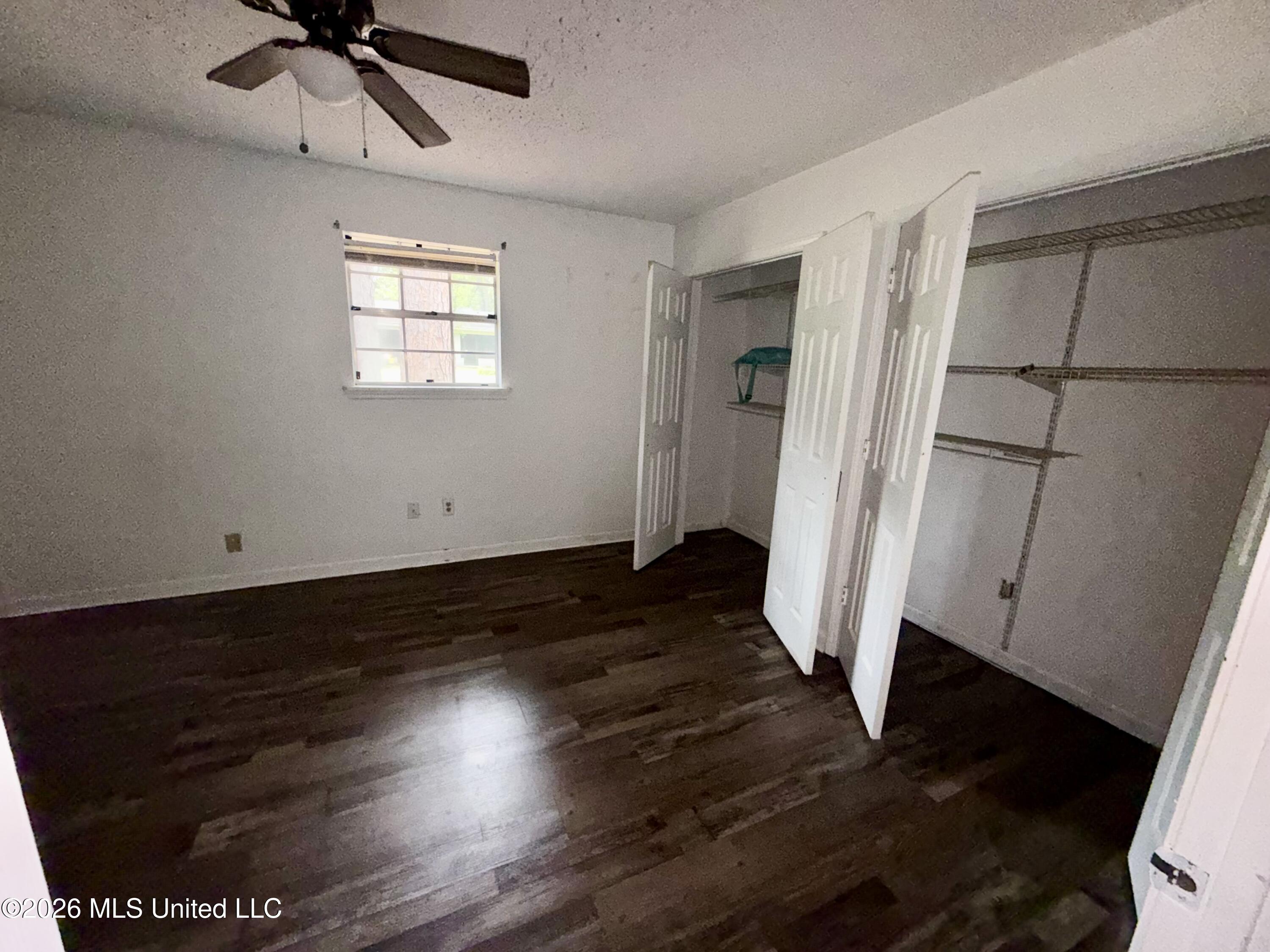 425 Spruce Street Property Photo 33